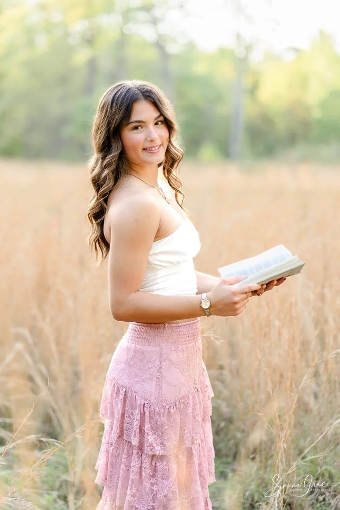 Janelle Senior Photos-24.jpg
