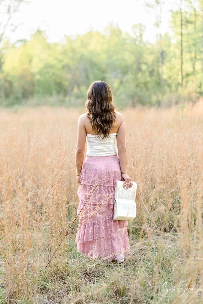 Janelle Senior Photos-30.jpg