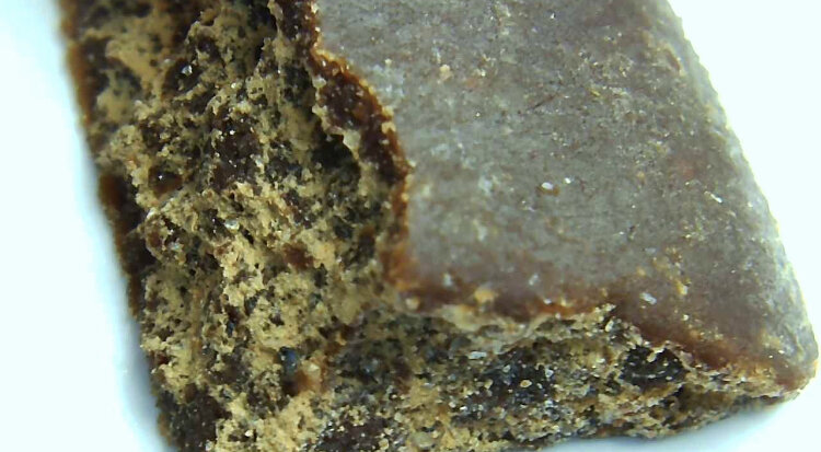 Factors influencing rheological and textural qualities in chocolate - a review.