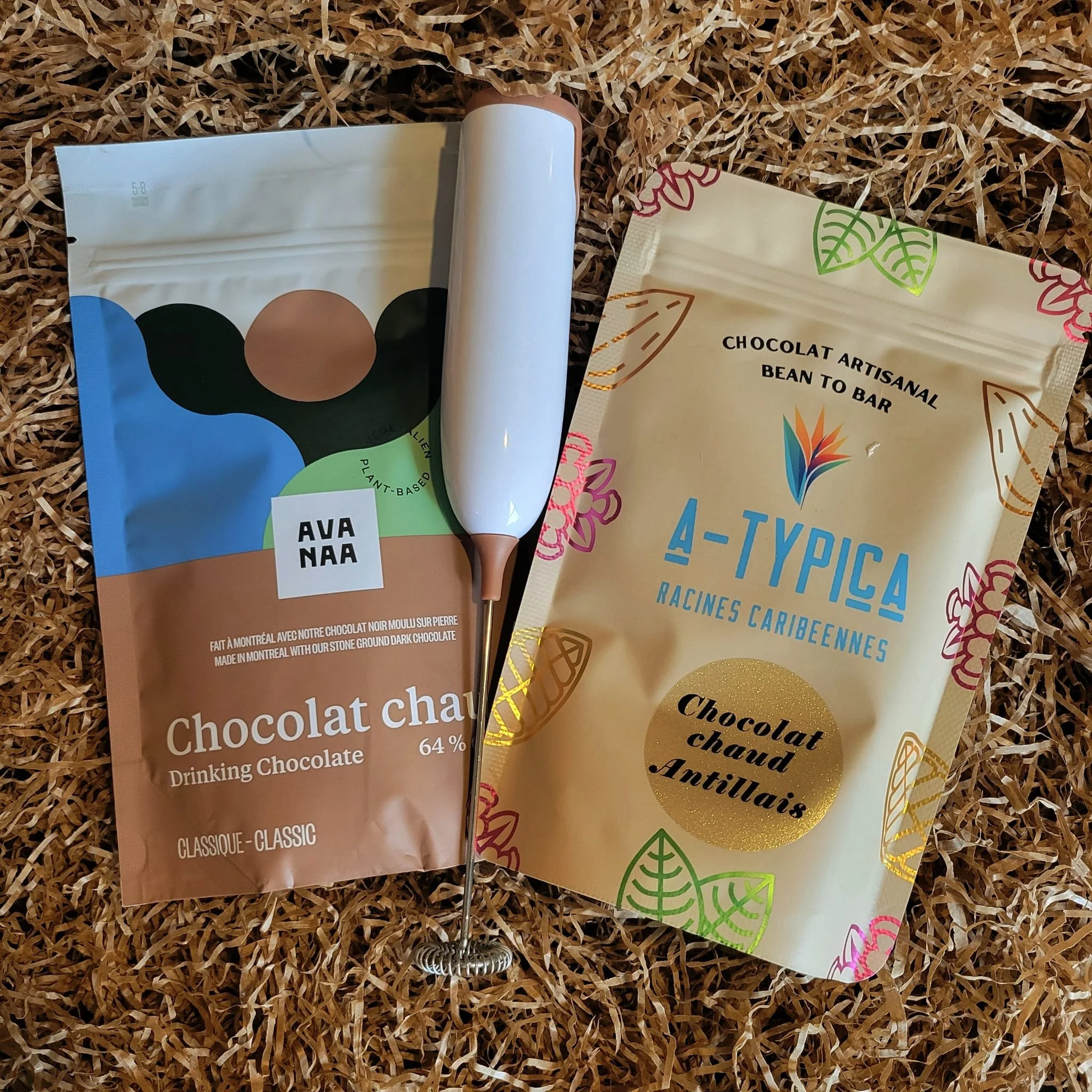 gift set drinking chocolate with electric frother .jpeg