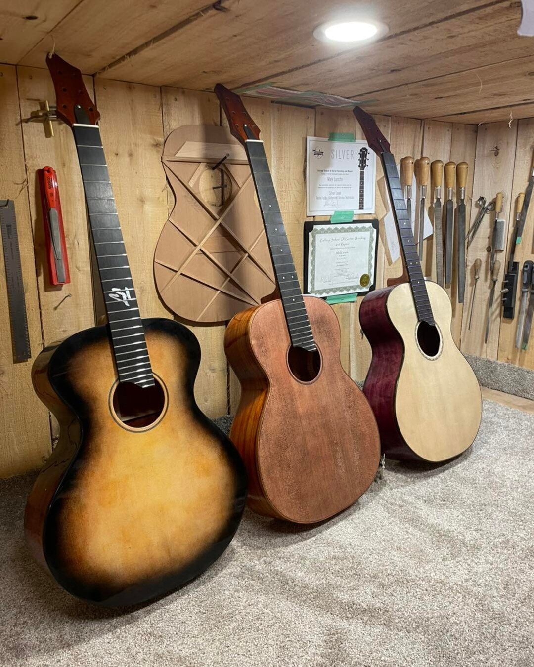 This trio is coming up soon!

#guitars #guitares #looth #loothing #luthier #luthiery #guitarmaker #comingsoon #acoustic #madeincanada #canada #canadian #southglengarry #fun #love #music #peace #nostress #zen #sound #crisp #winter #autumn #photos #pea