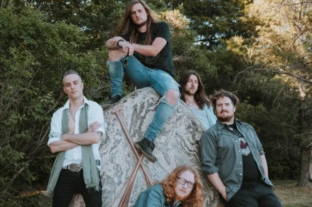 Artist of the Day | TAMING SARI