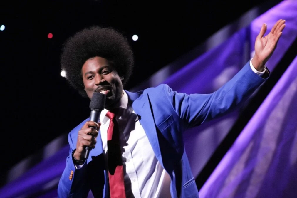 Artist of the Day | STERLING V SCOTT