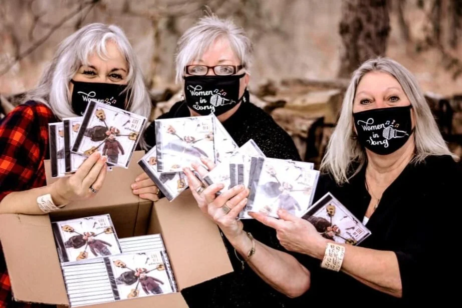 Artist of the Day | WOMEN IN SONG