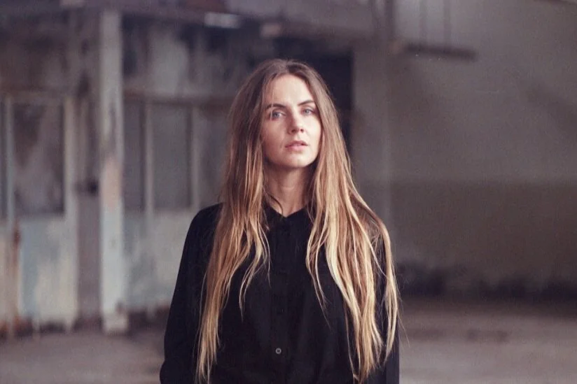 Artist of the Day | HANNAH ROBINSON