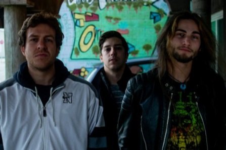 Artist of the Day | THE FLAKES