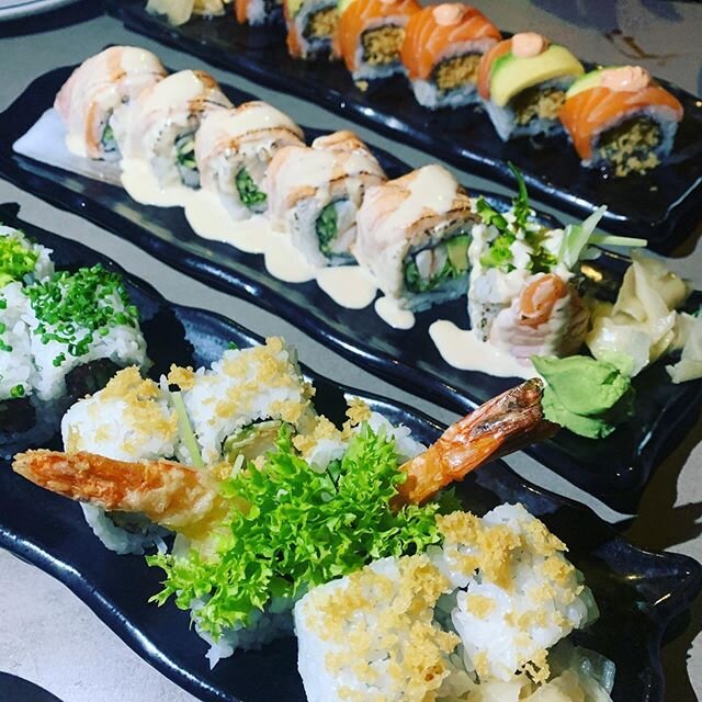 Longgg time since I&rsquo;ve been to @rawbarbondibeach and what better way to start the birthday celebrations with a shed load of 🍣🍣🍣🍣🍣 and OMG that tuna tataki 🤤🤤🤤 now I know why this place is always rammed (not to mention the coconut 🥥🍊 m