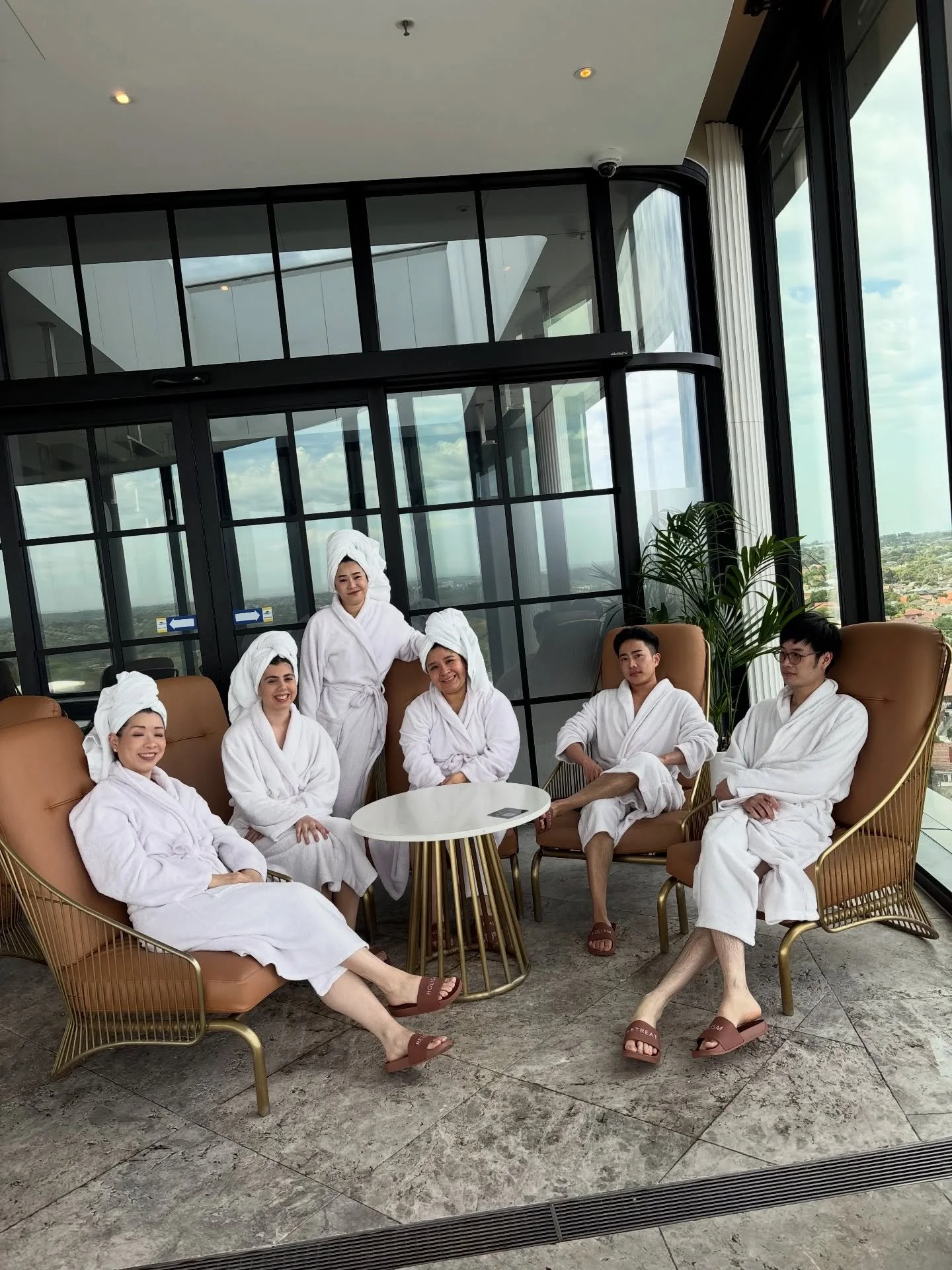 Holism Retreat is a place to restore your energy, rejuvenate your mind, and return to yourself.