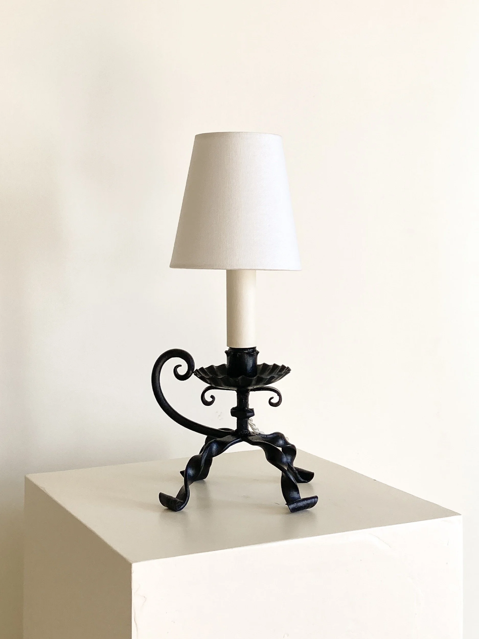 vintage-iron-sprial-chamberstick-lamp-11-the-diarist.jpg