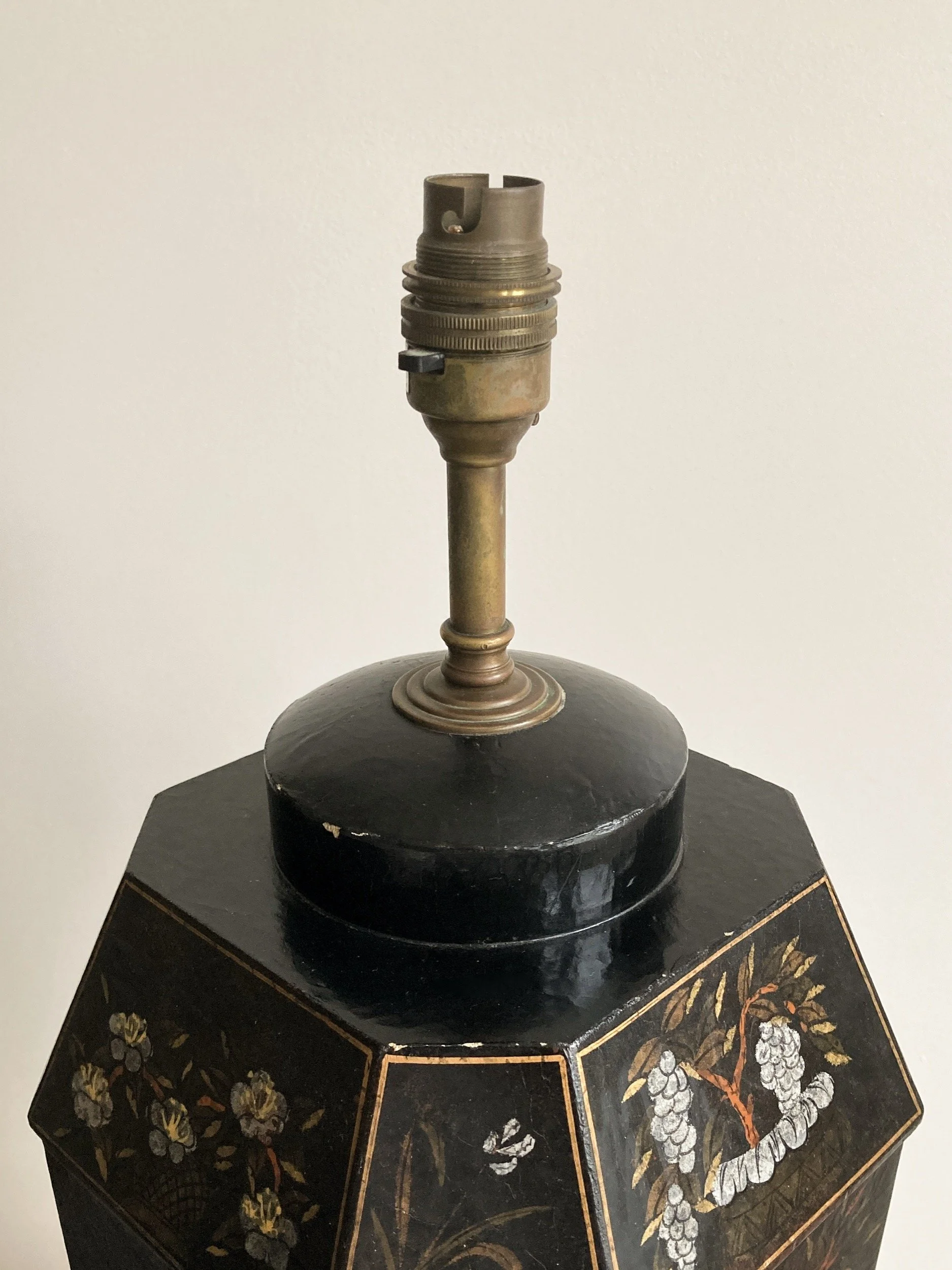 vintage-pair-english-chinoiserie-lacquer-tea-caddy-hexagon-lamps-10-the-diarist.jpg