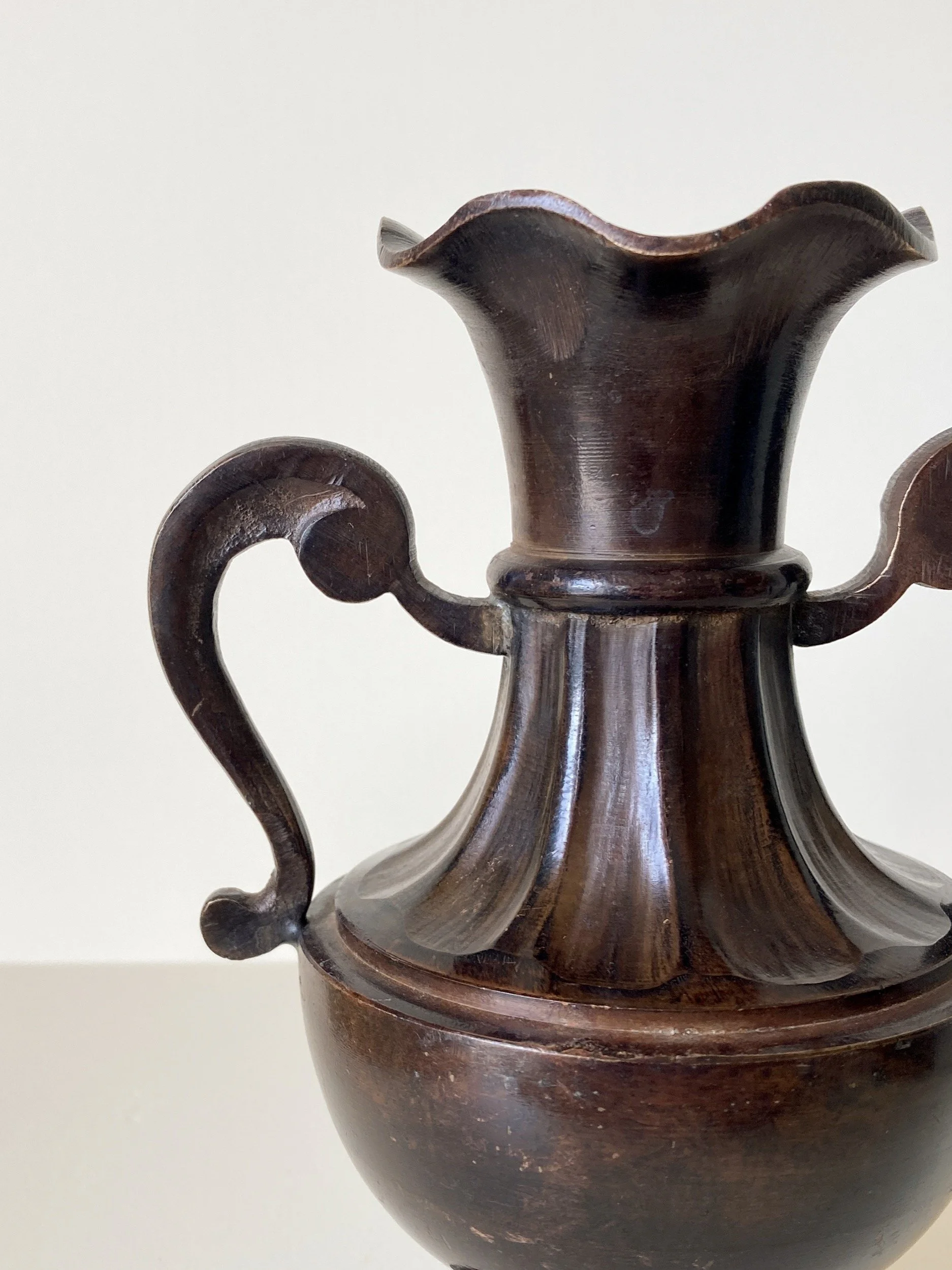 vintage-bronzed-double-handled-urn-vase-4-the-diarist.jpg