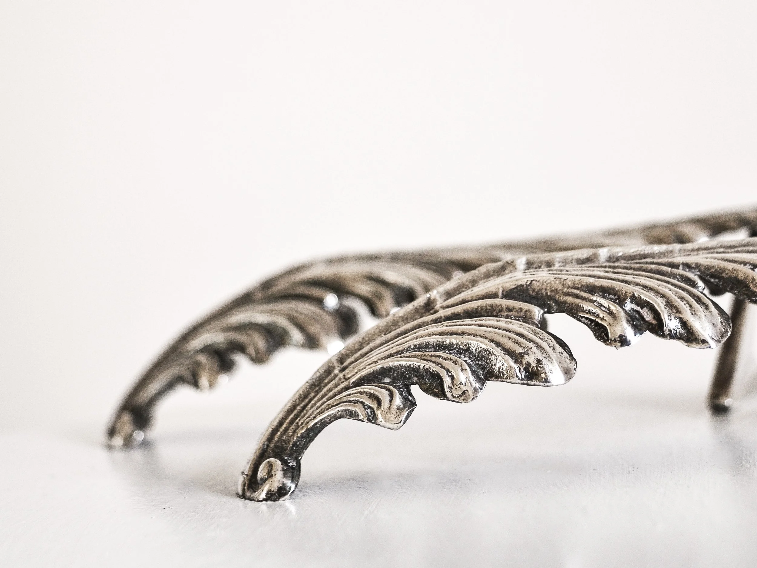 vintage-silver-pair-feather-candlesticks-8.jpg