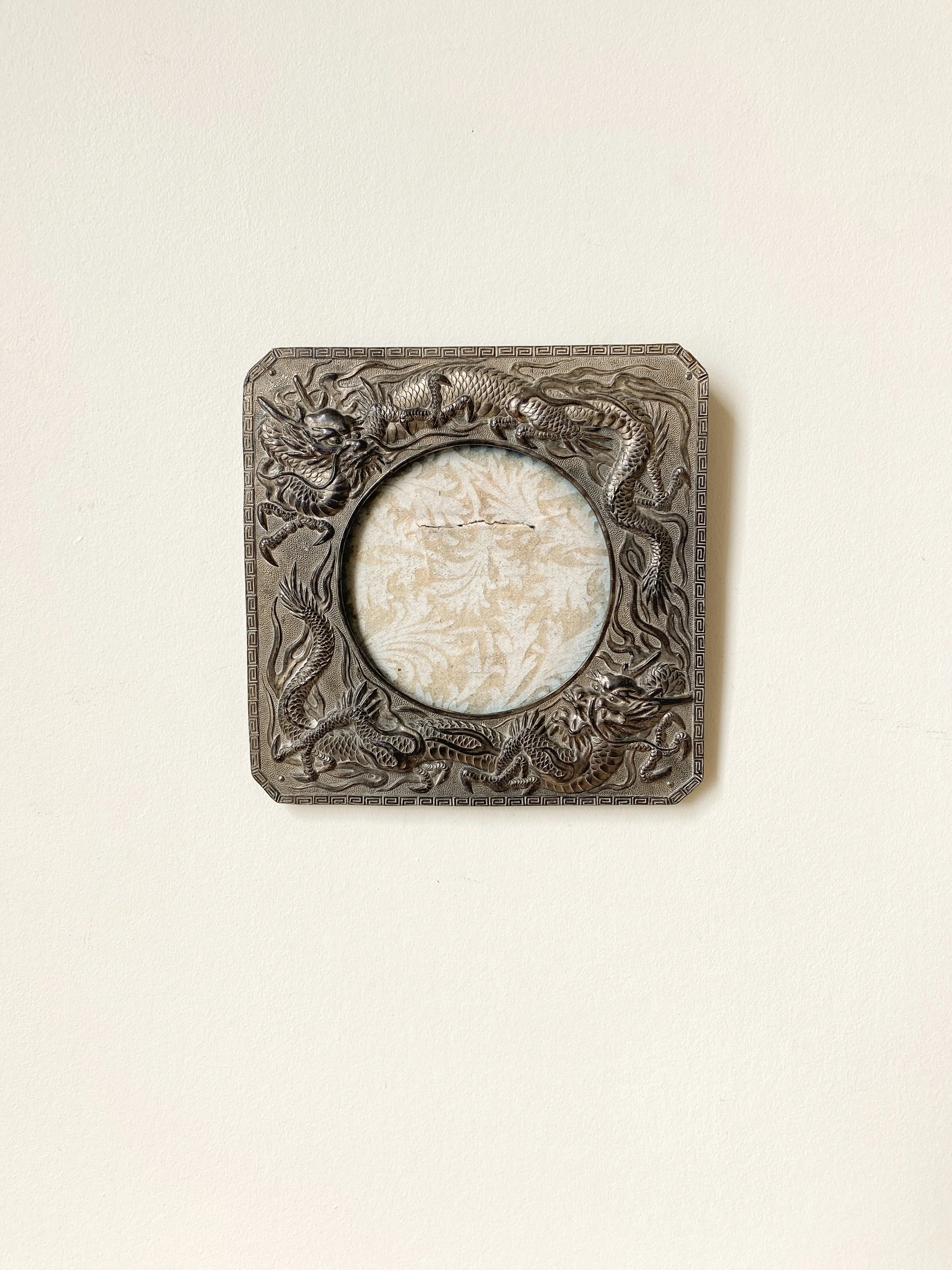 antique-japanese-meiji-period-circular-photo-frame-2.jpg