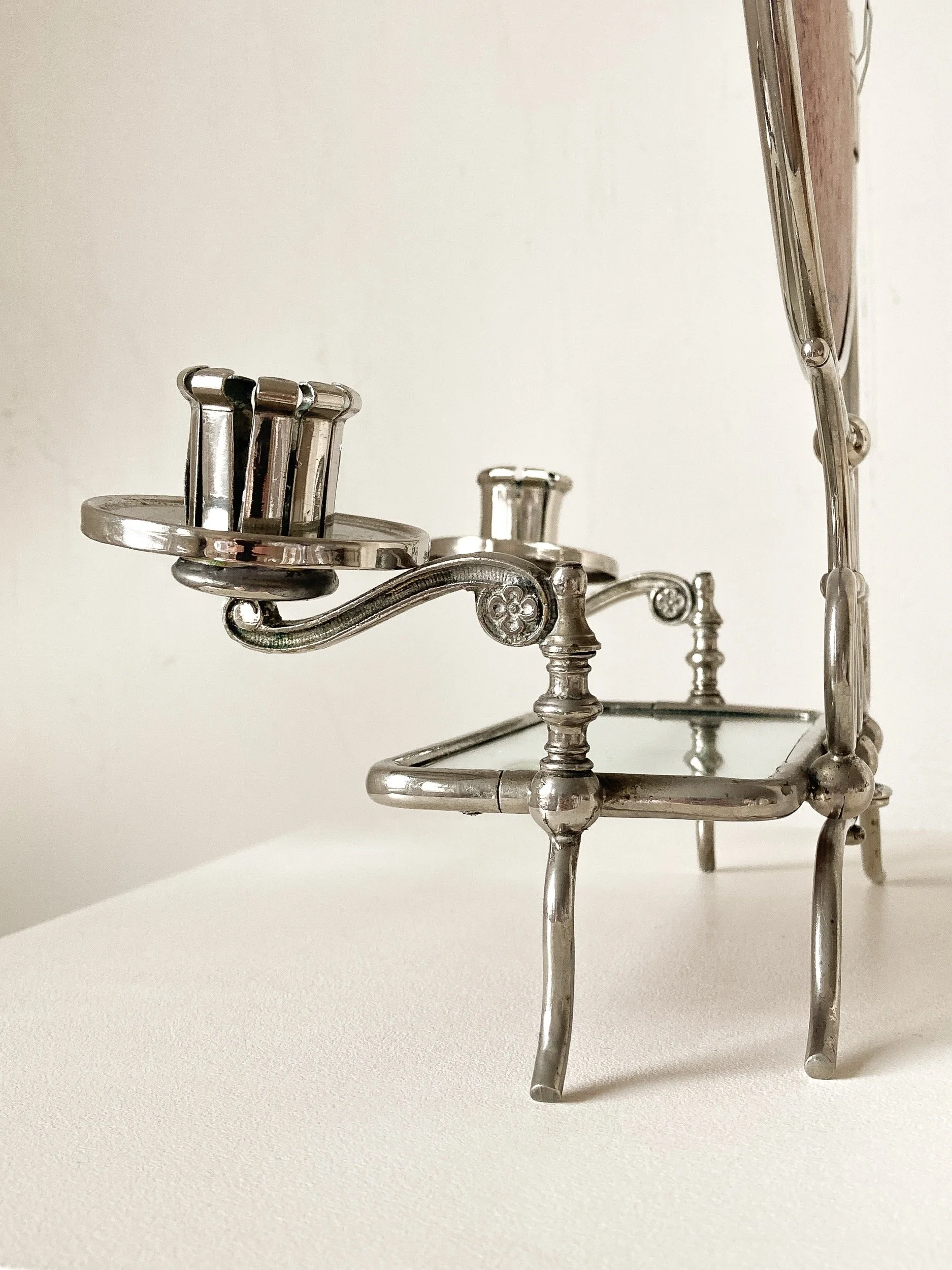 antique-silver-plated-scandle-sconce-vanity-mirror-9-the-diarist.jpg