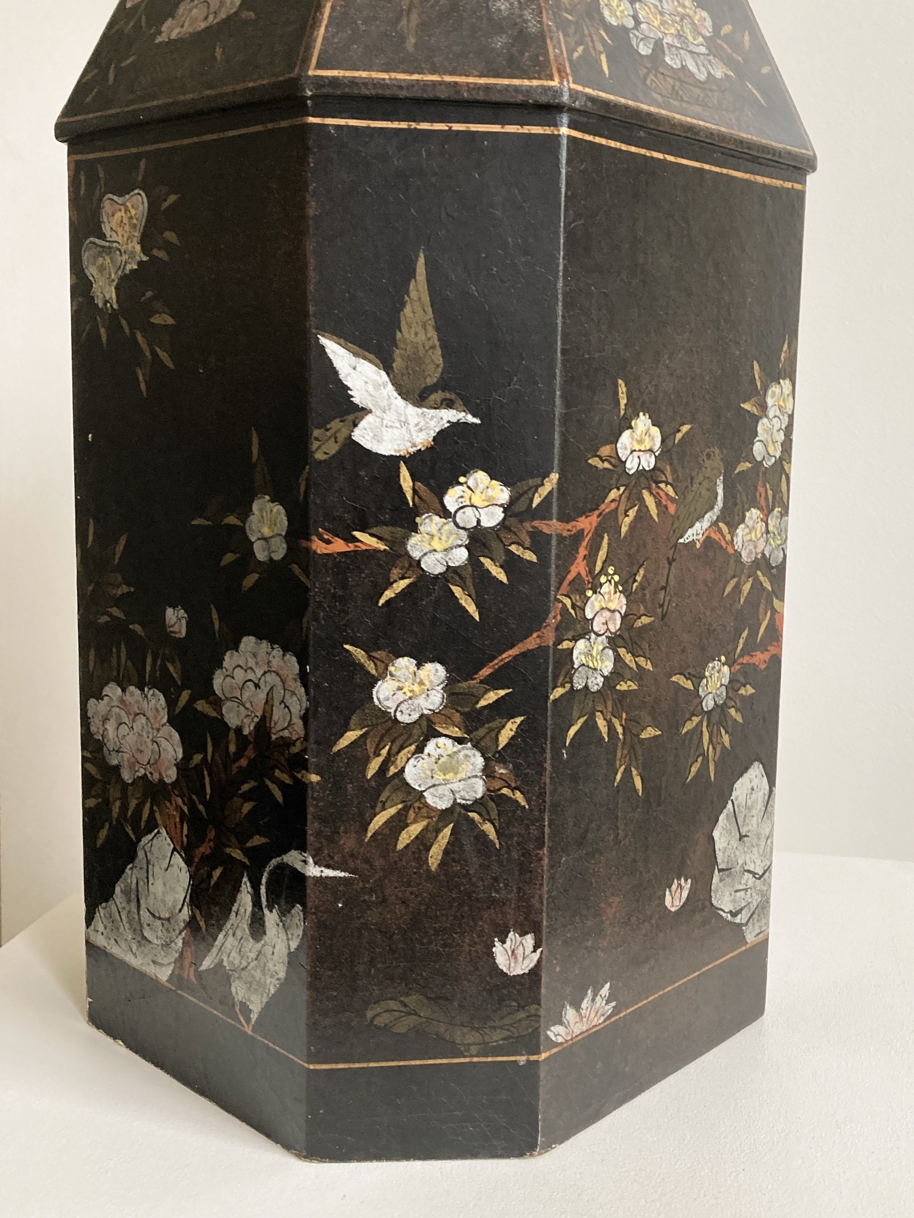 vintage-pair-english-chinoiserie-lacquer-tea-caddy-hexagon-lamps-12-the-diarist.jpg