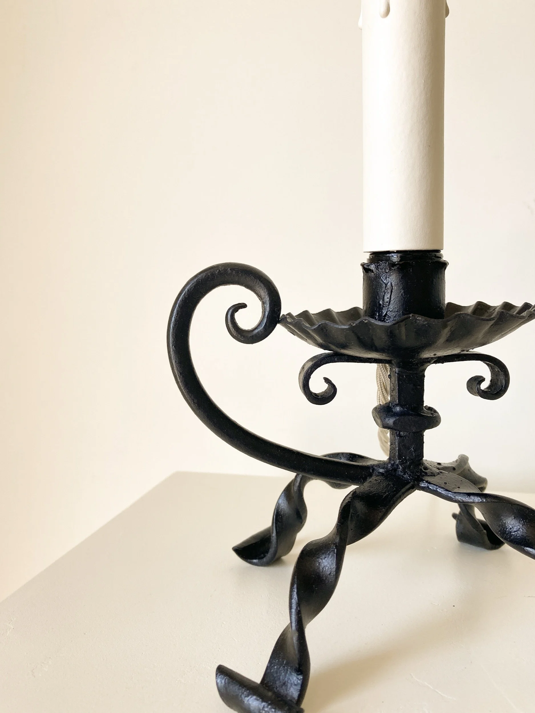 vintage-iron-spiral-chamberstick-lamp-4-the-diarist.jpg