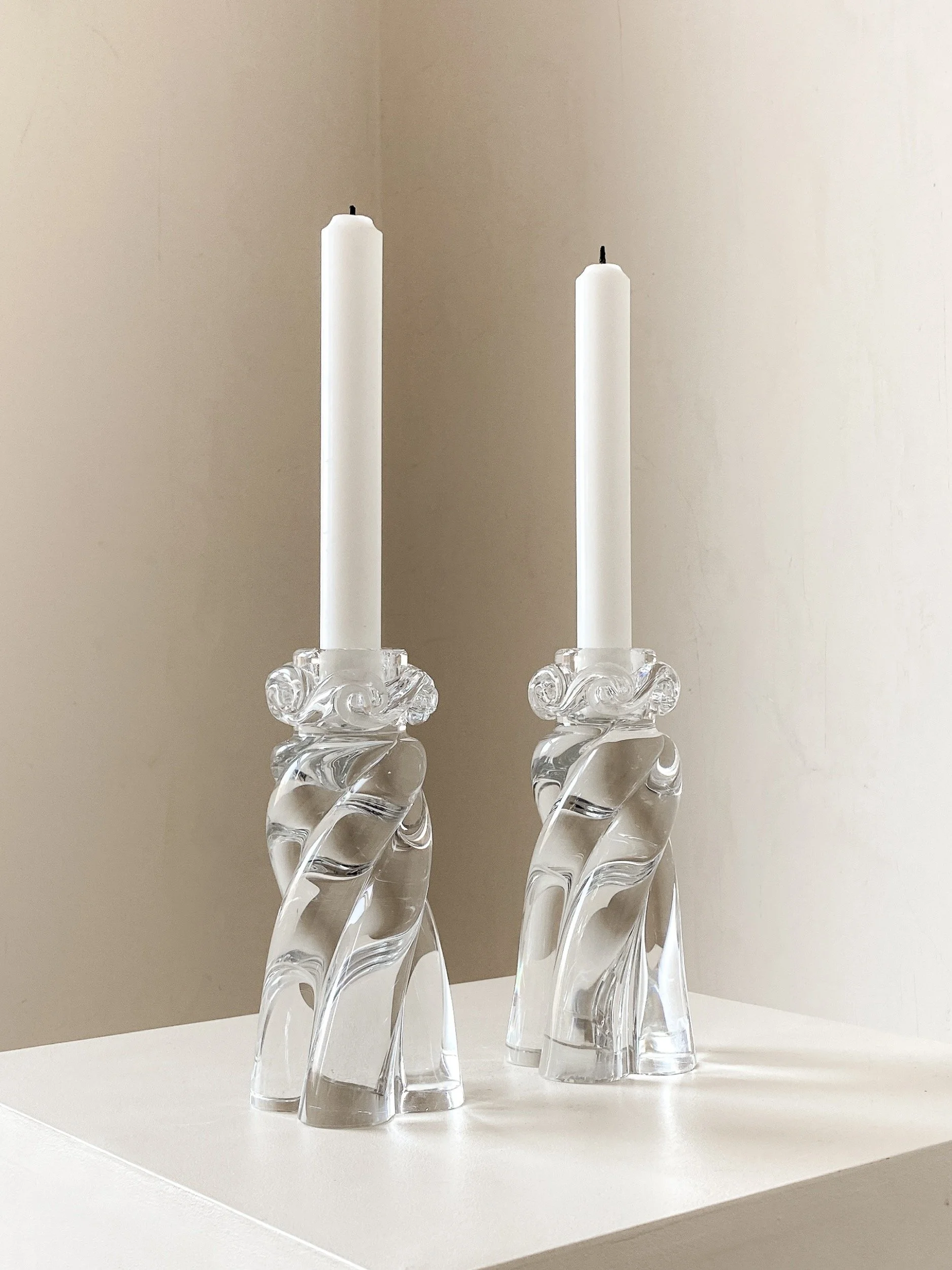 pair-baccarat-aladdin-crystal-twist-glass-candlesticks-1-the-diarist.jpg