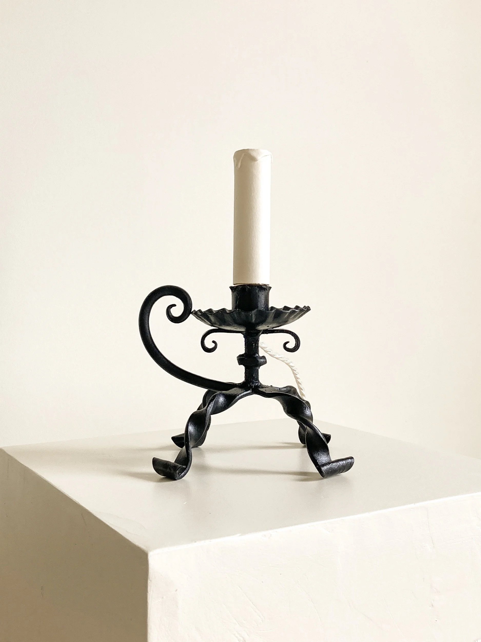 vintage-iron-spiral-chamberstick-lamp-3-the-diarist.jpg