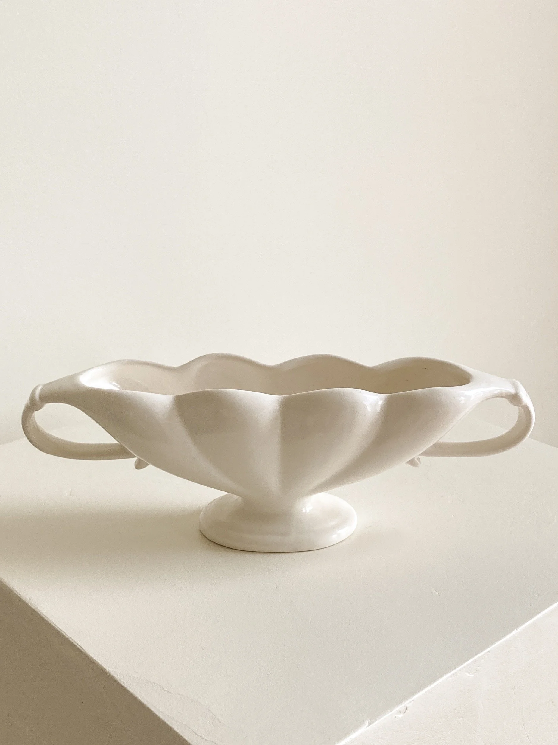 english-fulham-pottery-constance-spry-mantel-vase-24-the-diarist.jpg