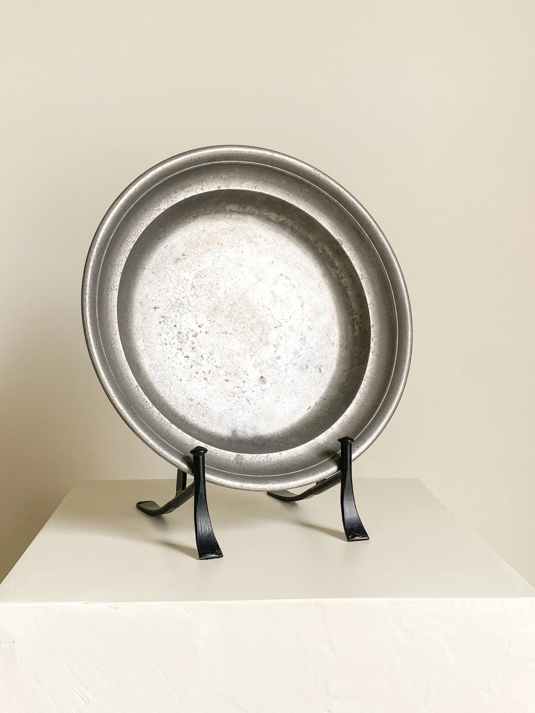 vintage-pewter-bowls-svenskt-tenn-10-the-diarist.jpg