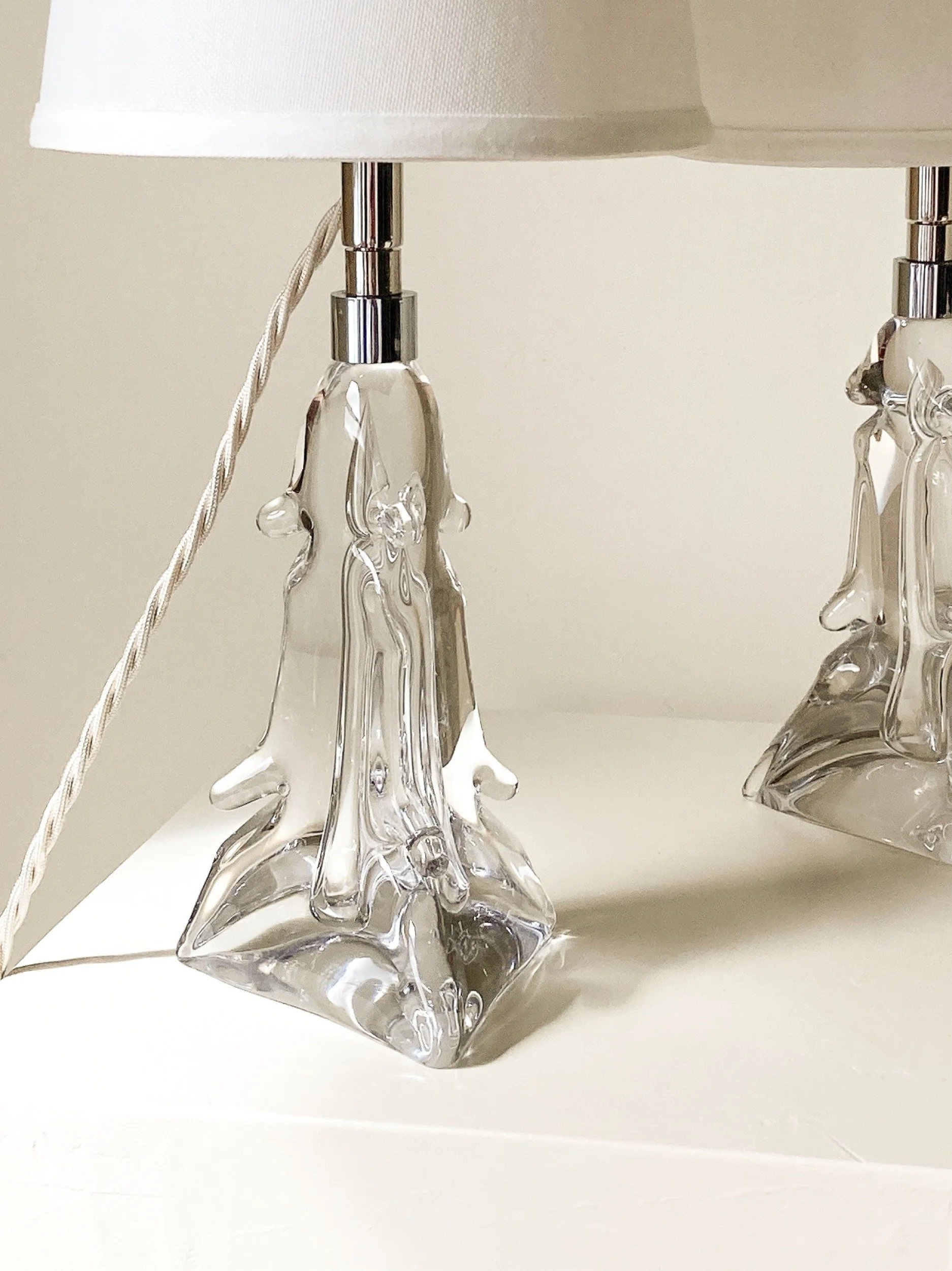 vintage-french-pair-clear-crystal-glass-table-lamps--6-the-diarist.jpg