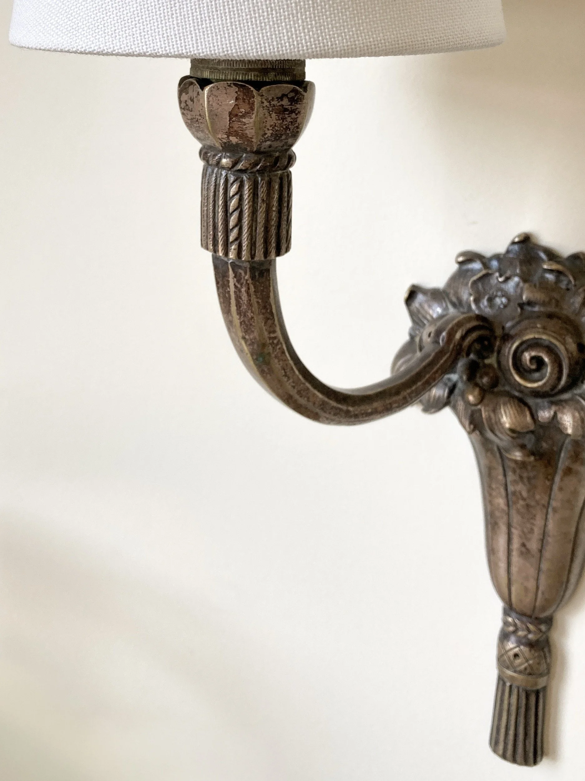 French-Art-Deco-pair-patinated-nickel-basket-wall-lights-sue-et-mare-15-the-diarist.jpg