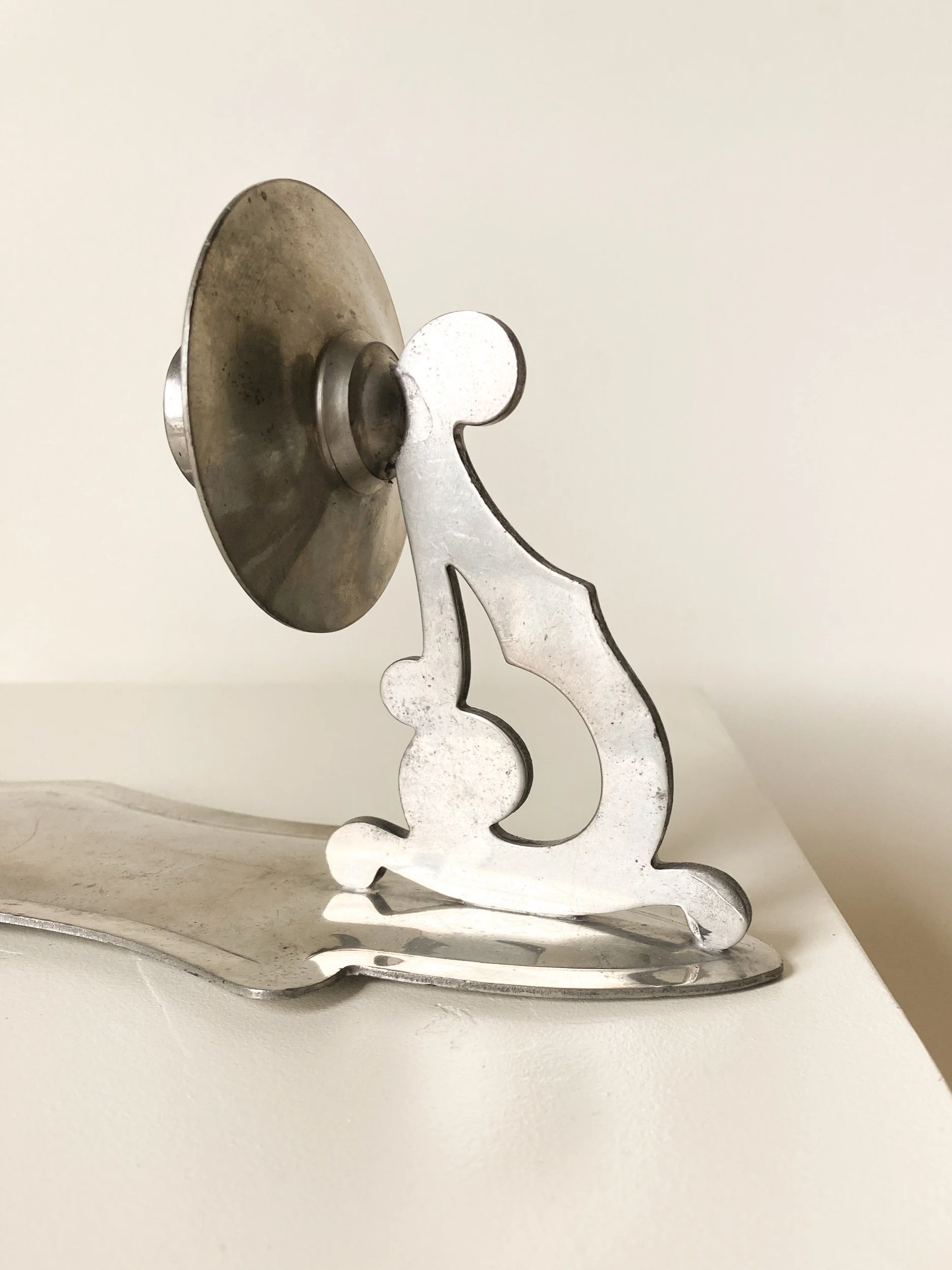 vintage-silver-pewter-pair-flame-edge-candle-sconces-11-the-diarist.jpg