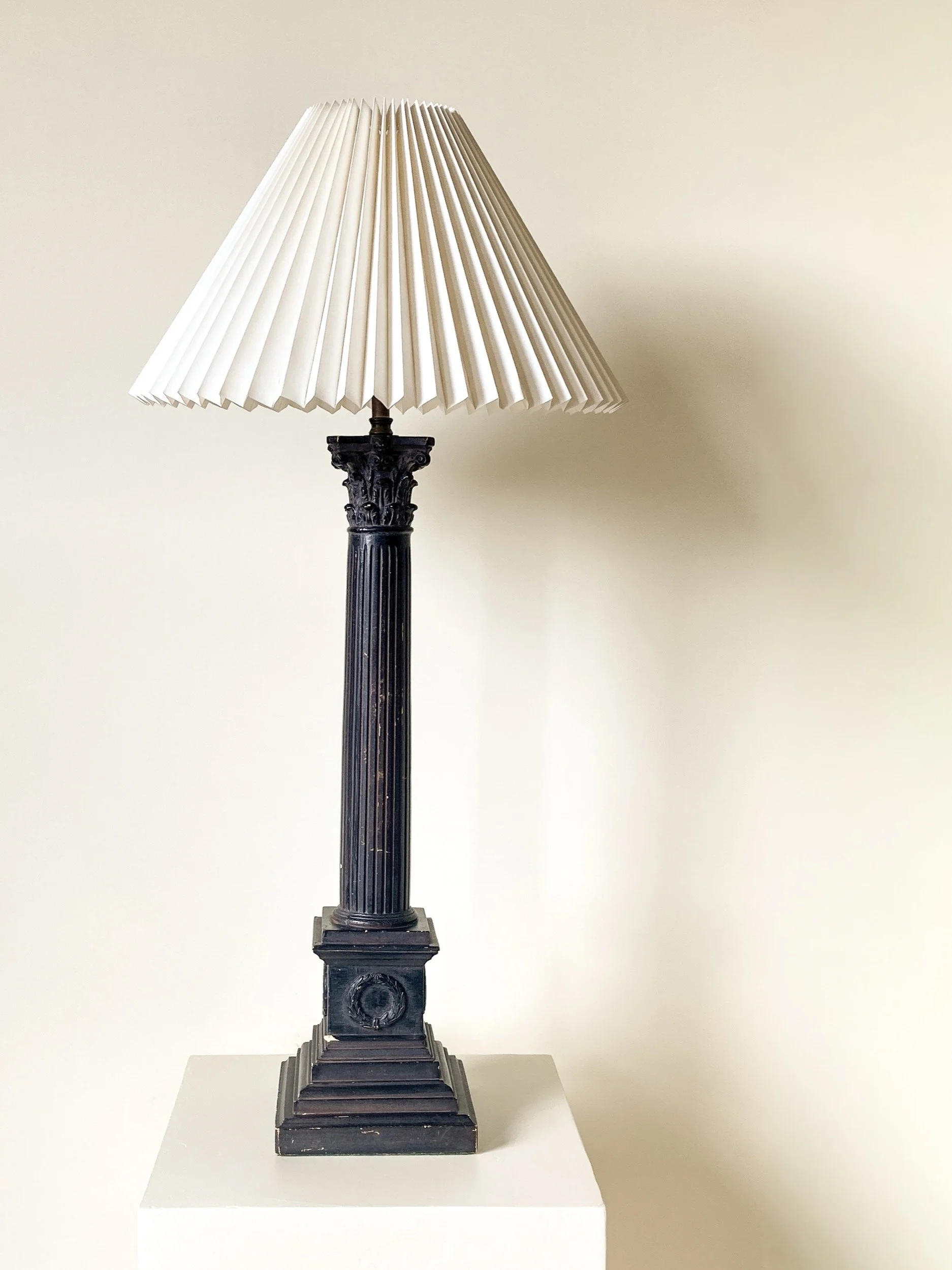vintage-pair-tall-corinthian-empire-ebonised-column-lamps-black-9-the-diarist.jpg