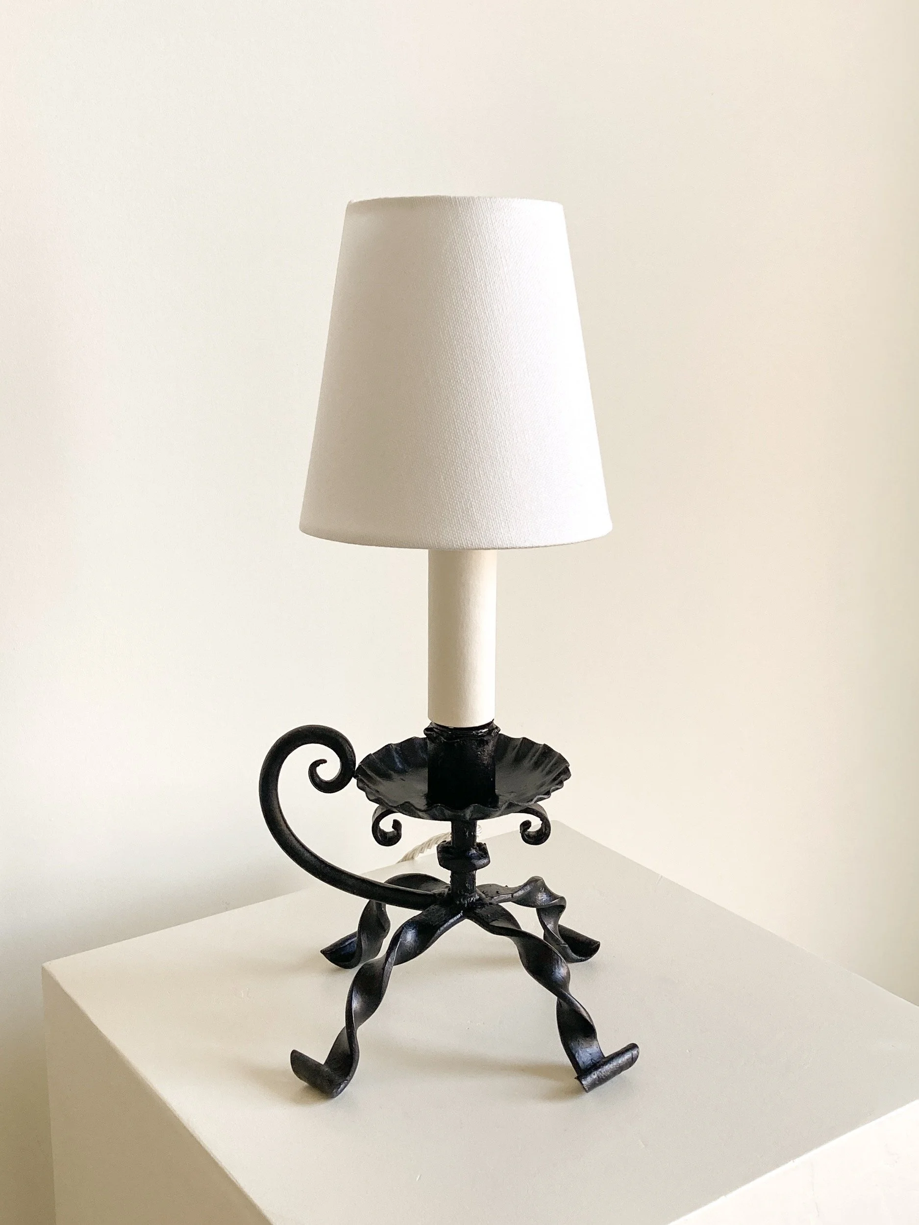 vintage-iron-spiral-chamberstick-lamp-10-the-diarist.jpg