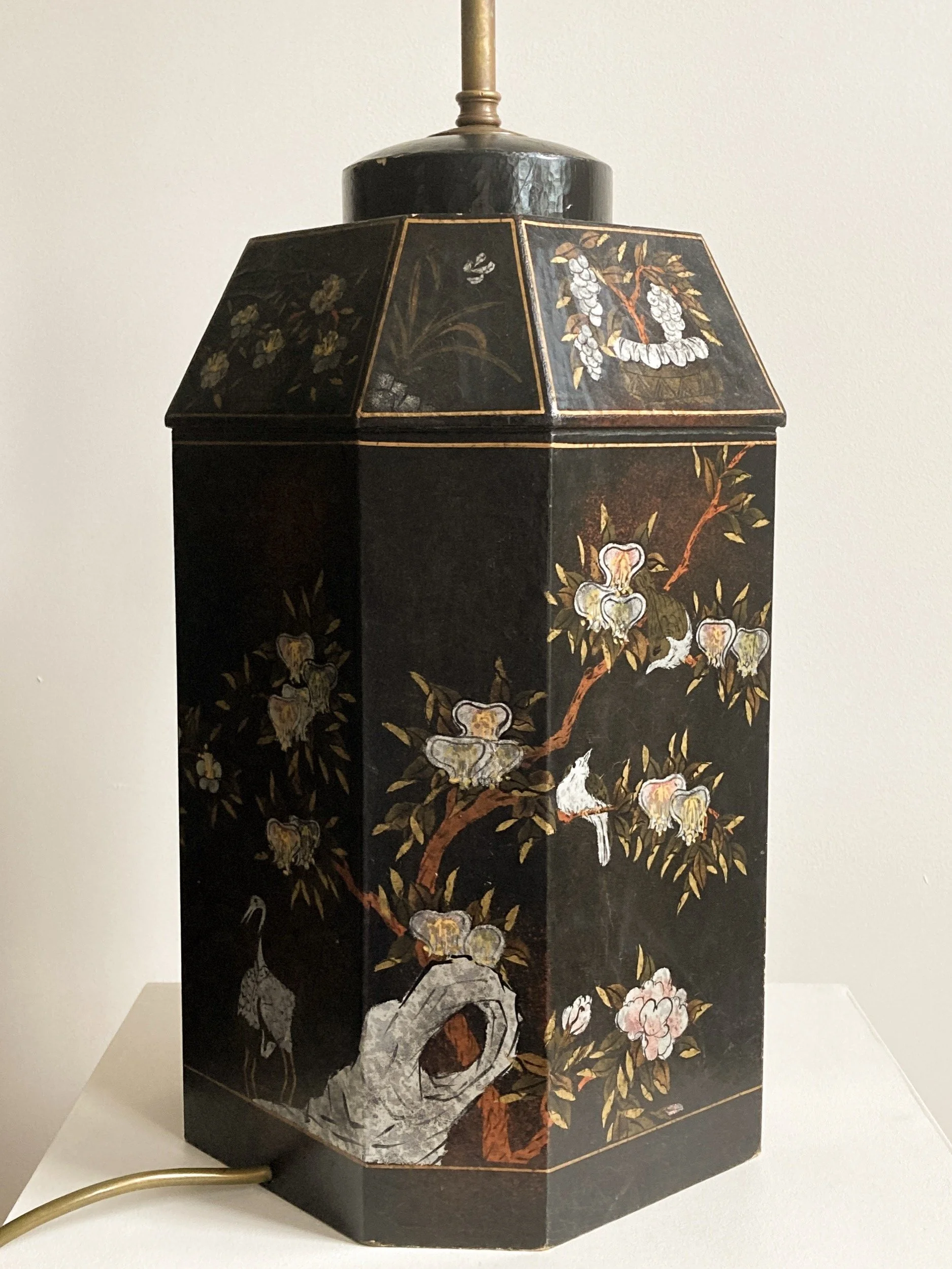 vintage-pair-english-chinoiserie-lacquer-tea-caddy-hexagon-lamps-9-the-diarist.jpg