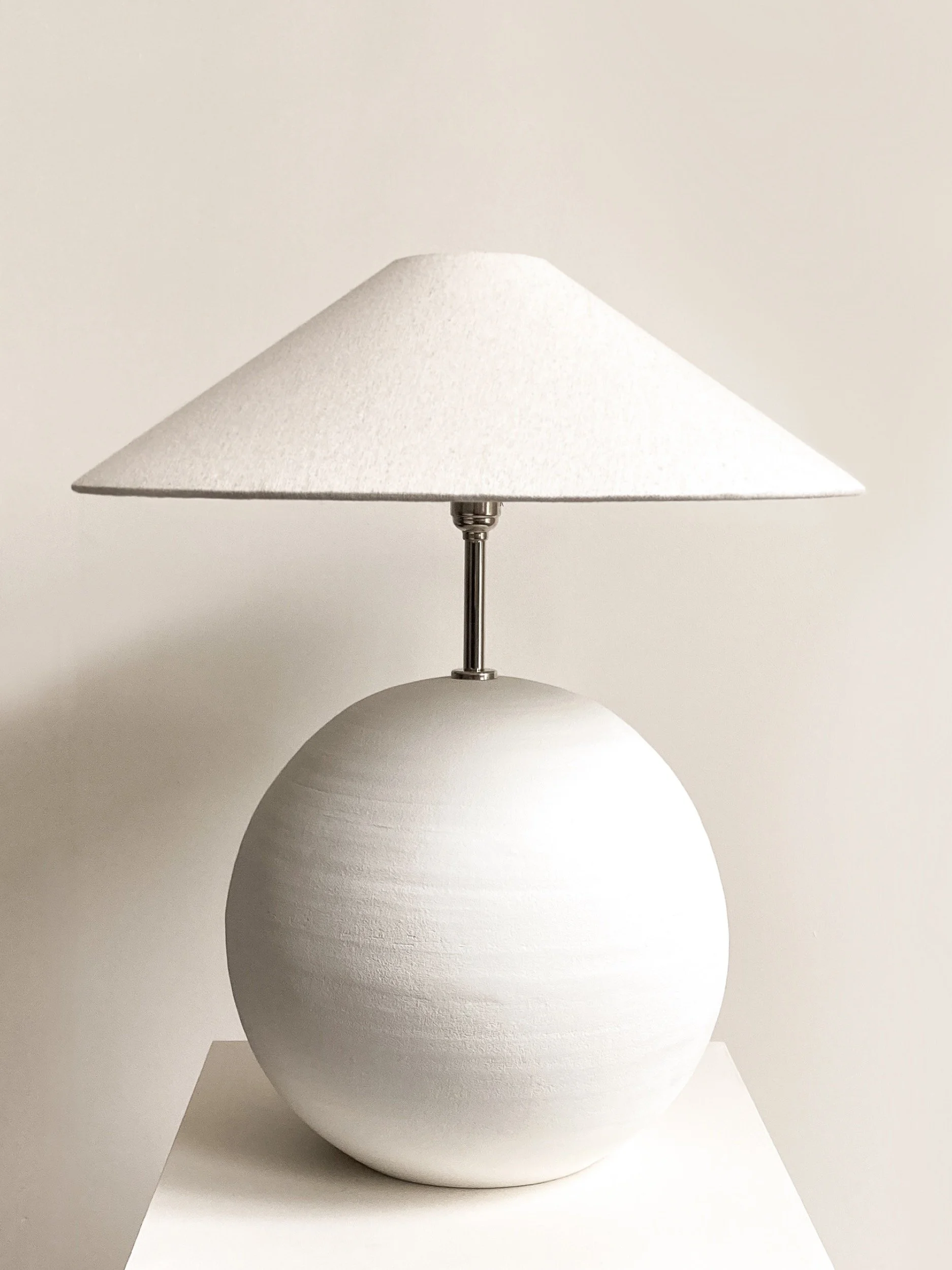 vintage-large-terracotta-off-white-sphere-lamp-11-the-diarist.jpg