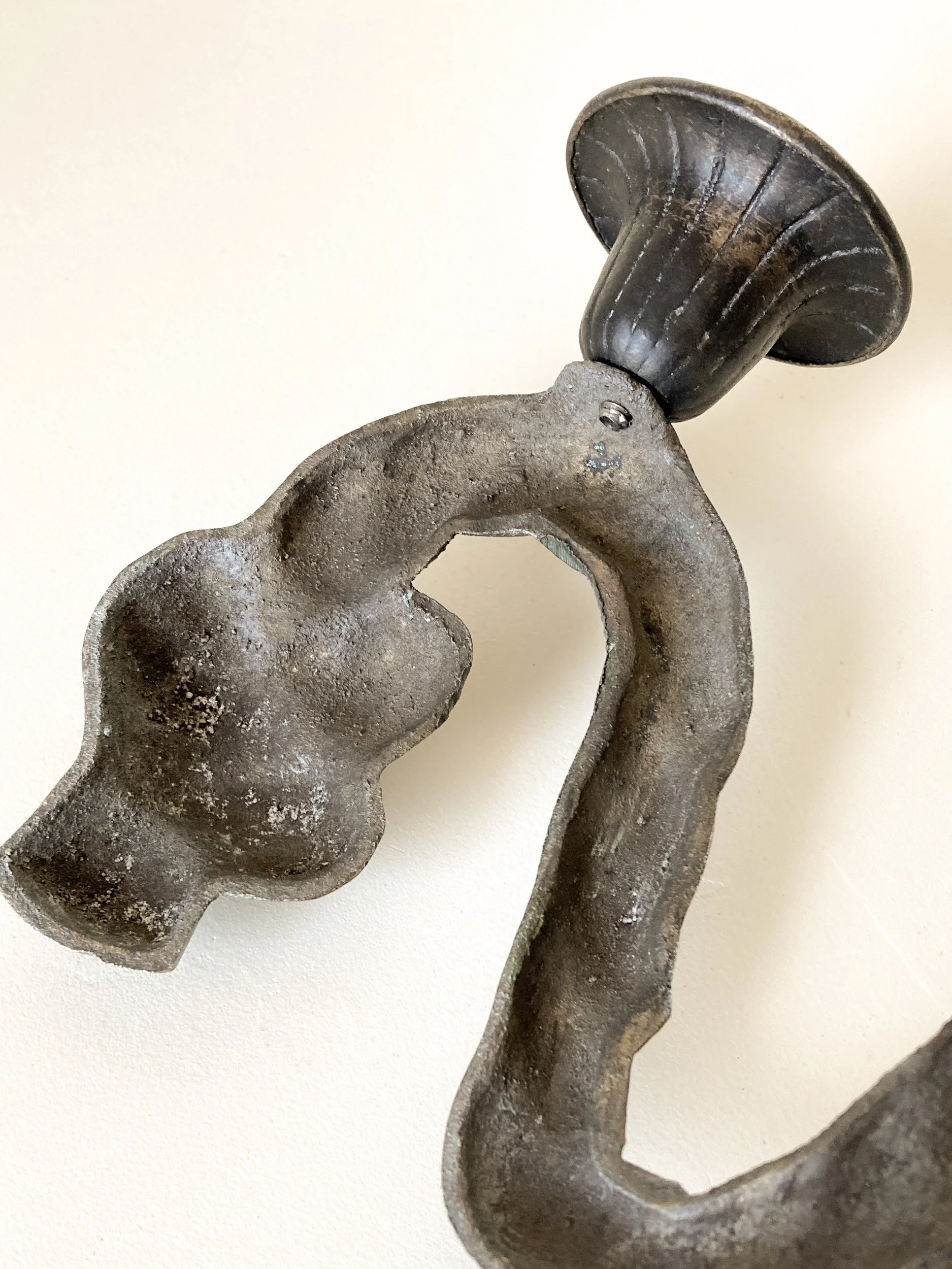 vintage-pair-hollywood-regency-rope-tassel-knot-candle-sconces-14-the-diarist.jpg