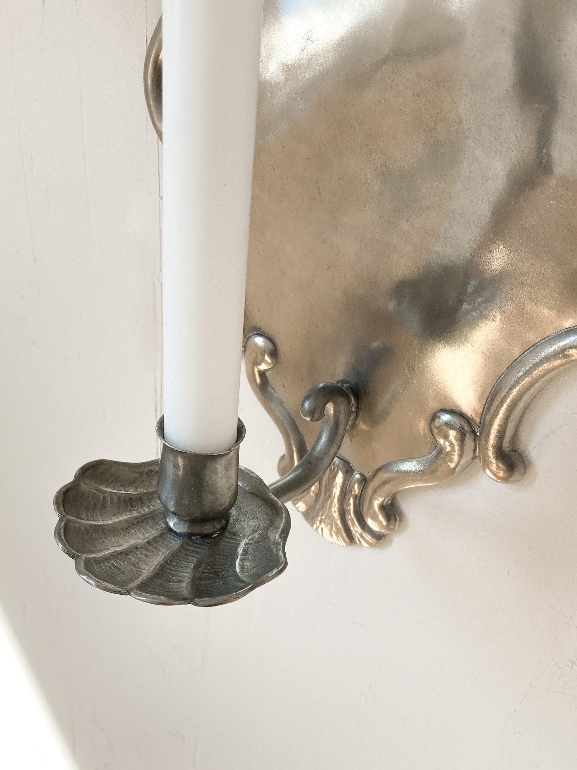swedish-pewter-shell-scroll-candle-sconces-pair-3-the-diarist.jpg