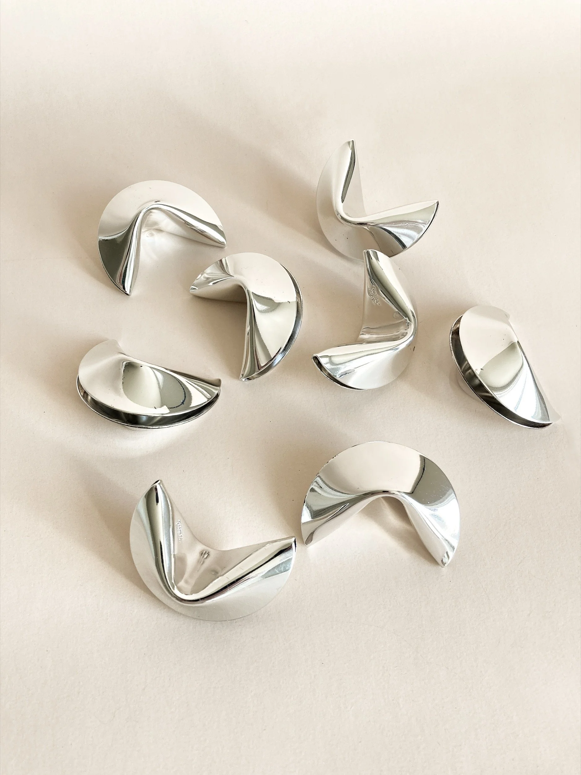 vintage-set-of-silver-plated-fortune-cookie-place-card-holders-5-the-diarist.jpg