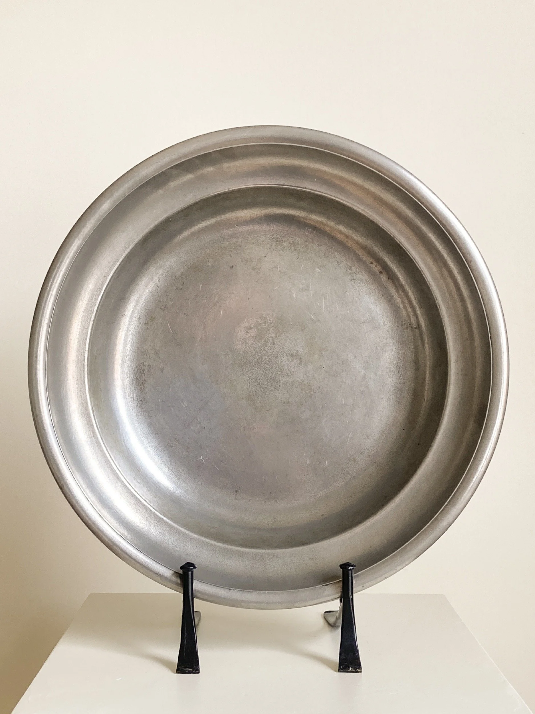 vintage-pewter-bowls-svenskt-tenn-6-the-diarist.jpg