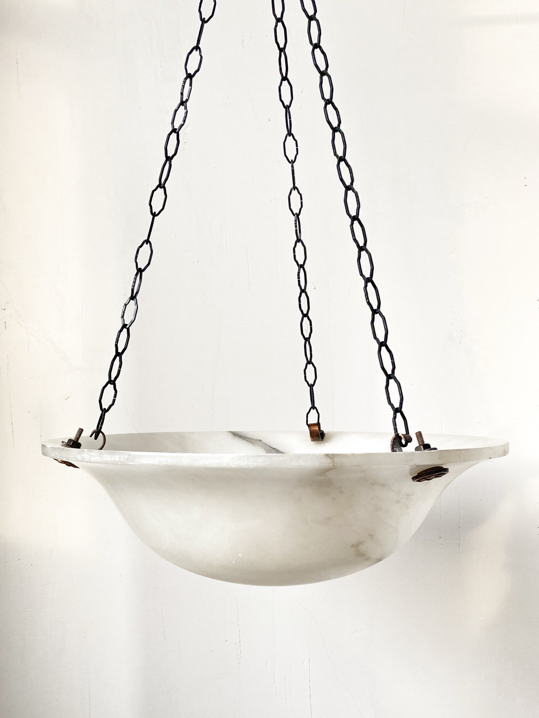 pale-alabaster-plafonnier-dish-light-8-the-diarist.jpg