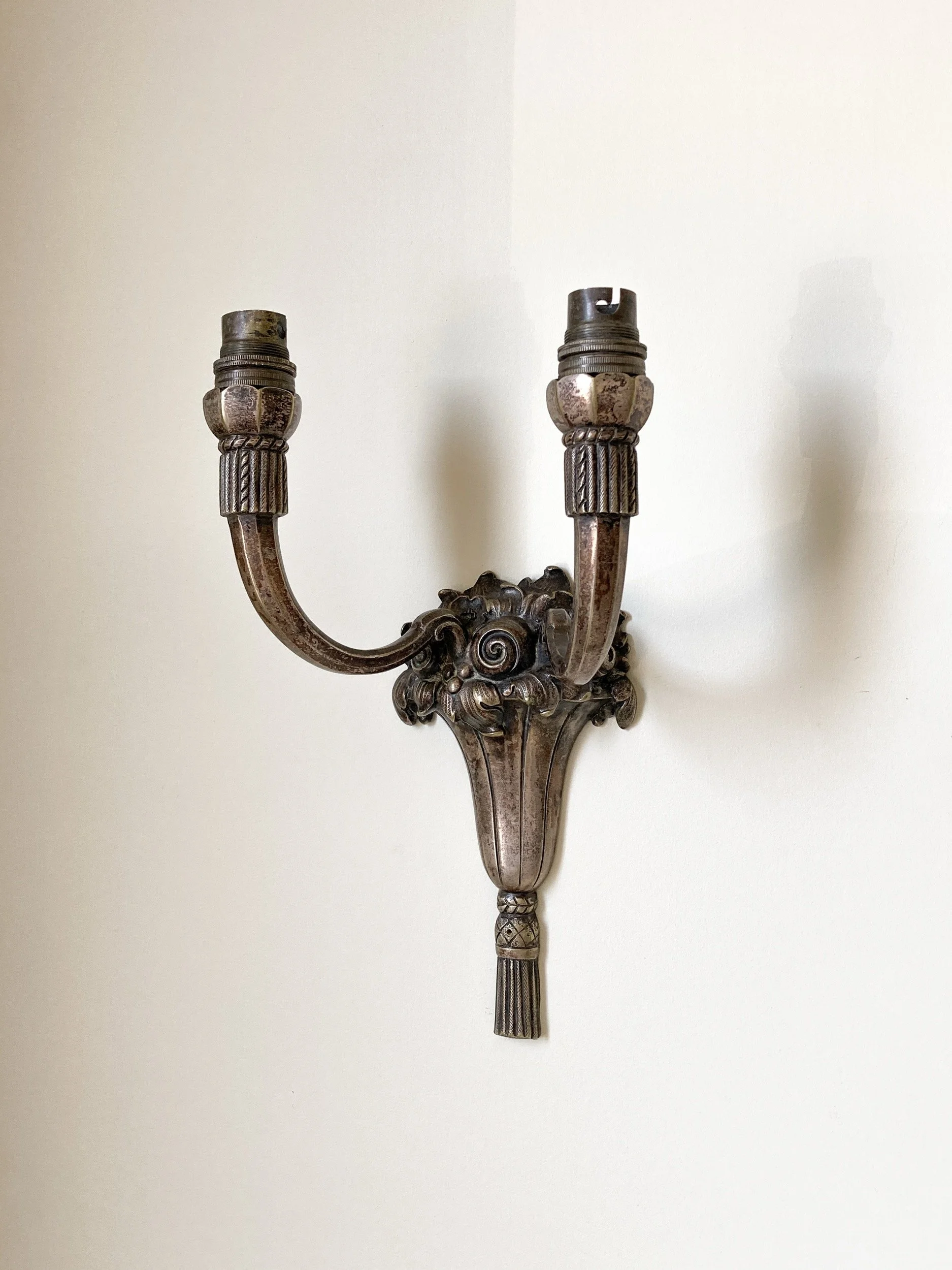 French-Art-Deco-pair-patinated-nickel-basket-wall-lights-sue-et-mare-3-the-diarist.jpg
