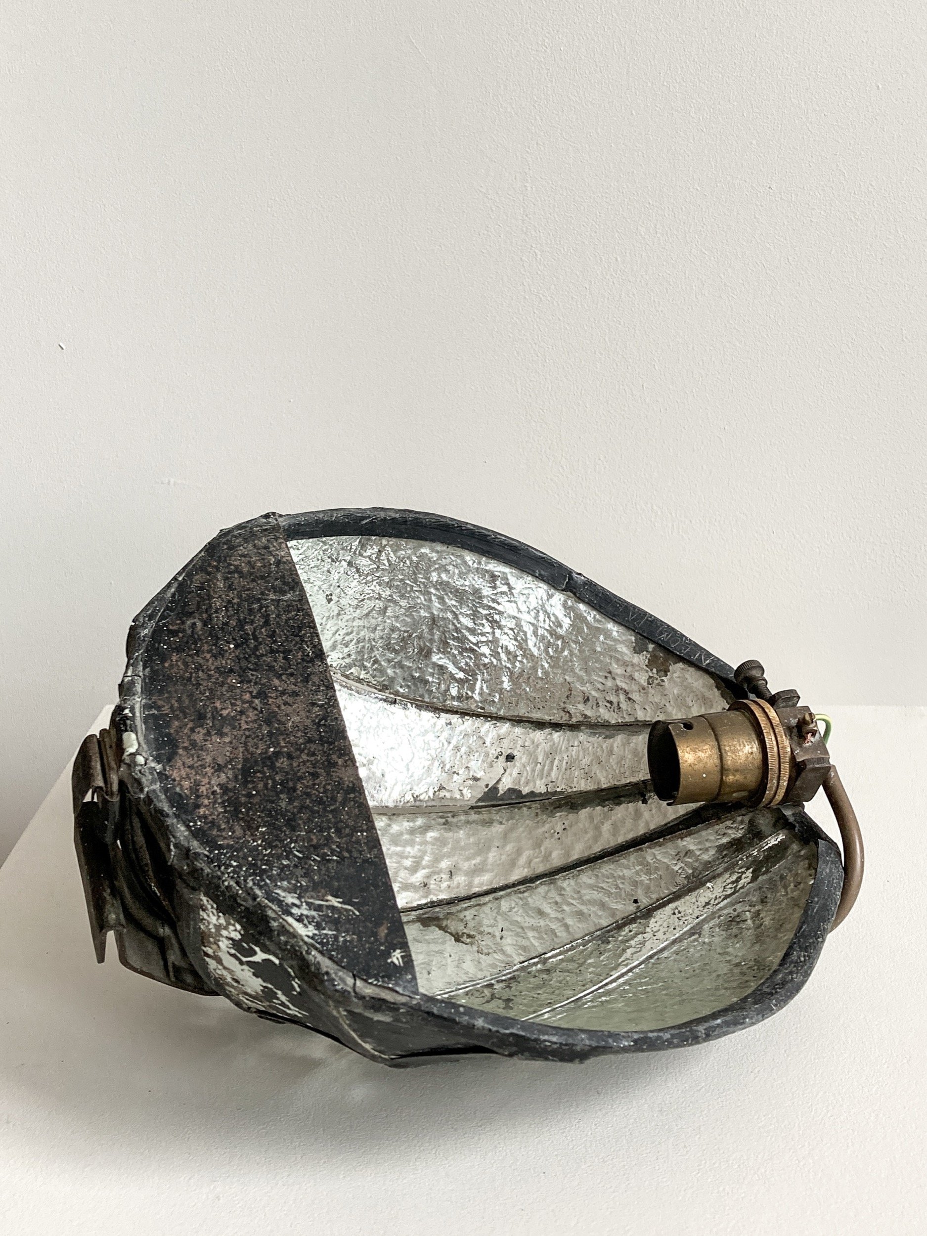 vintage-large-plaster-scallop-shell-uplight-wall-light-12-the-diarist.jpg
