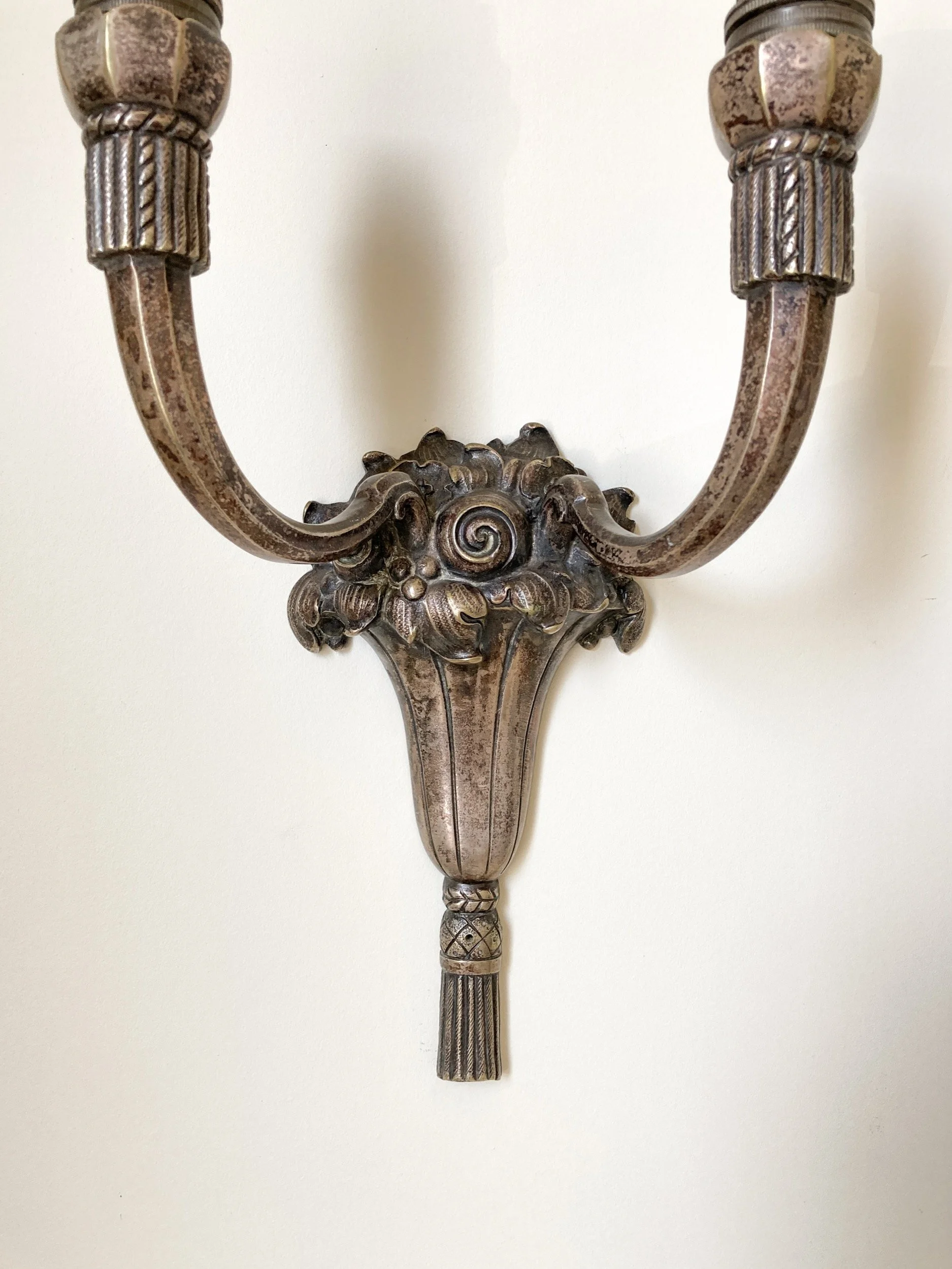French-Art-Deco-pair-patinated-nickel-basket-wall-lights-sue-et-mare-4-the-diarist.jpg