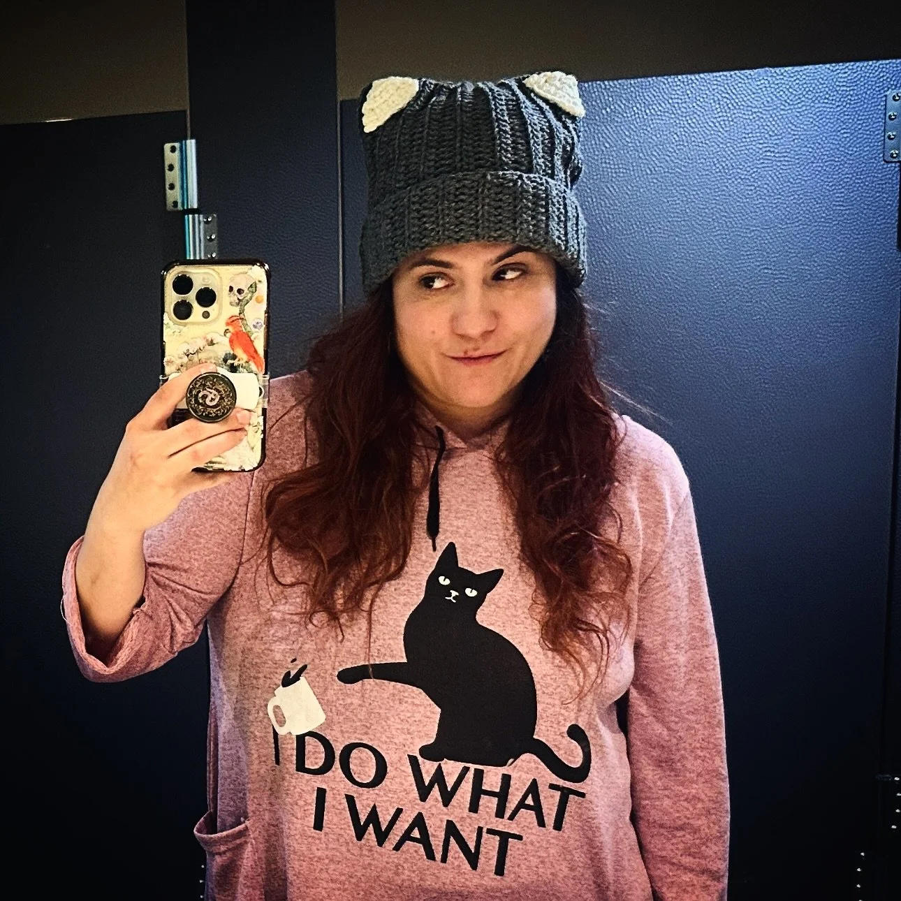 Check out my super cute new beanie crocheted by the amazing @mselainenoble 😻 I wanted some new hats to go into fall feeling fresh, and since this matched my shirt SO well I just had to buy it.  Xoxoxo Staaci stitch 

#crochetcansavetheday #yarnaddic