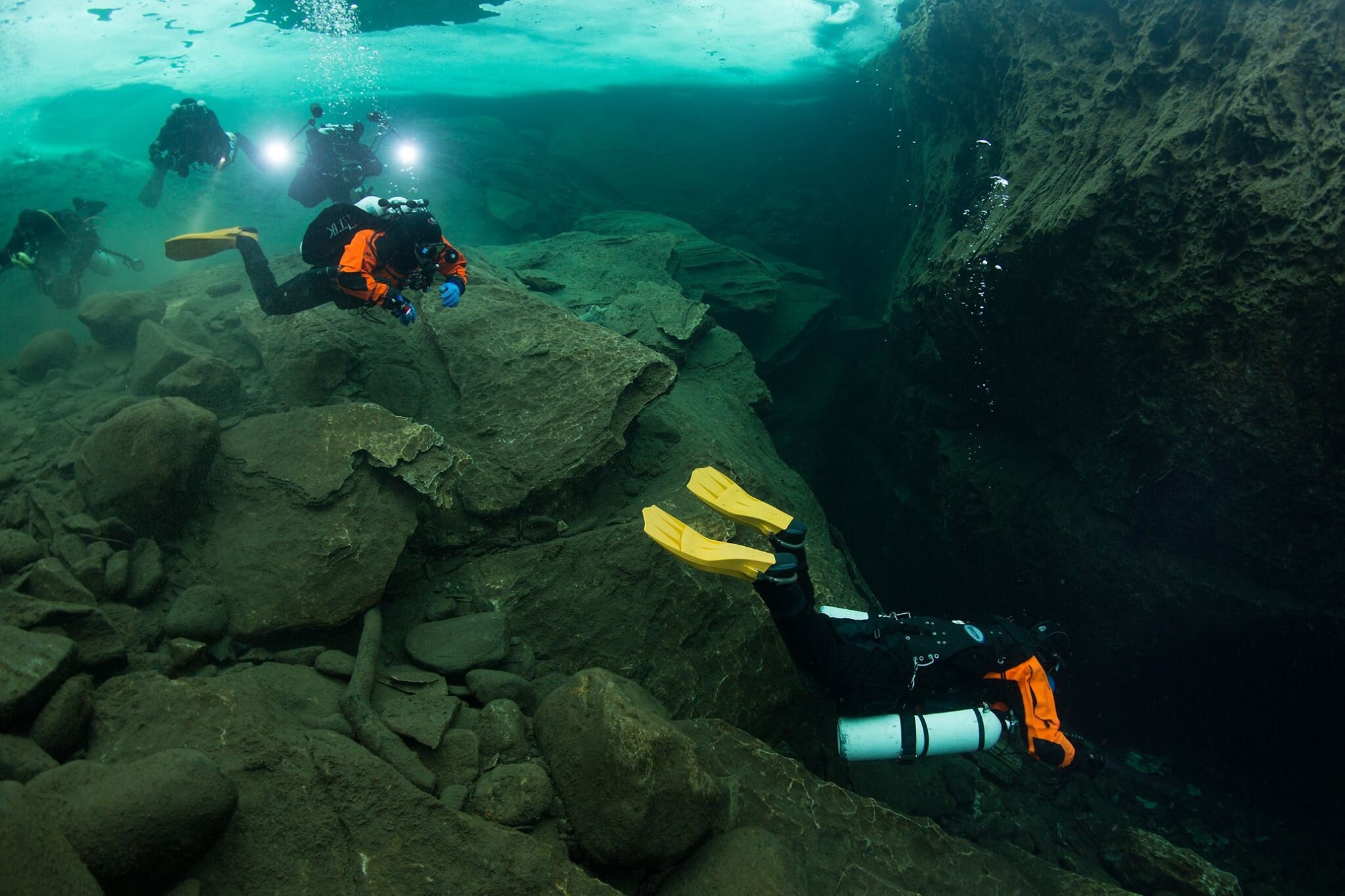 Cave Divers.jpg