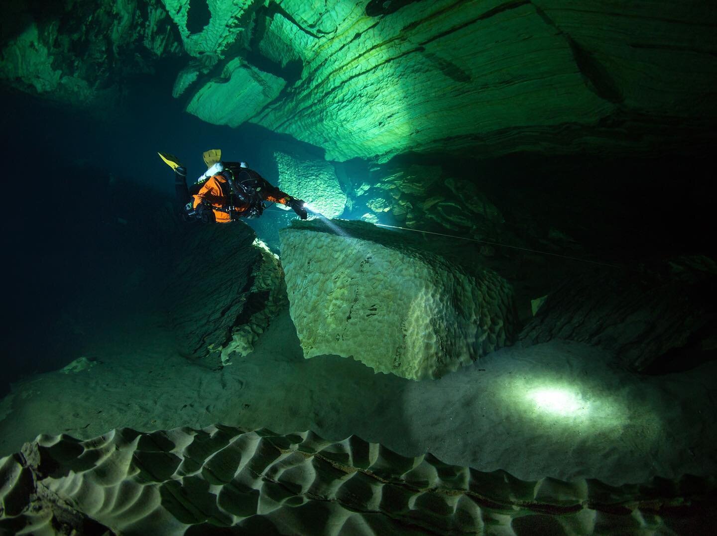 CCR Cave Diving.jpg