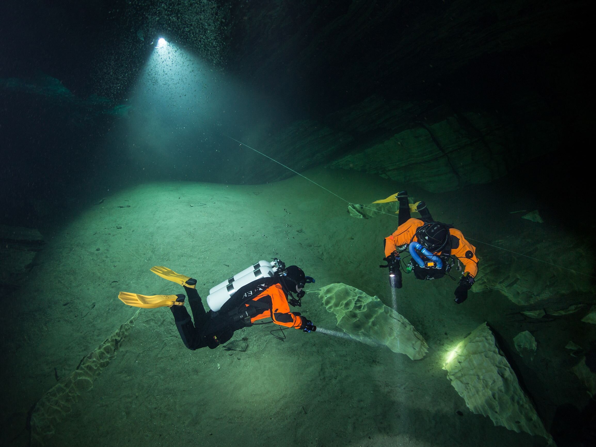 Plura Cave Diving, Triton.jpg