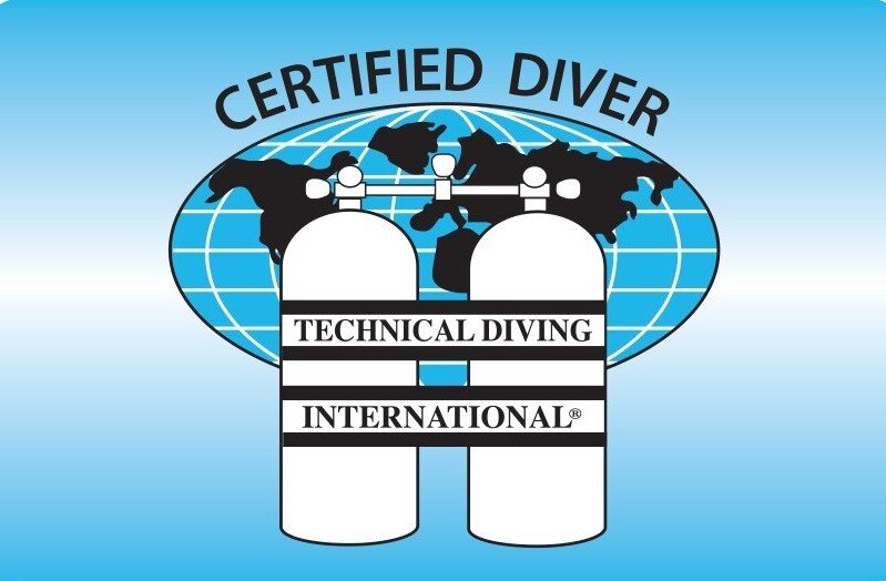 TDI Air Diluent CCR Diver