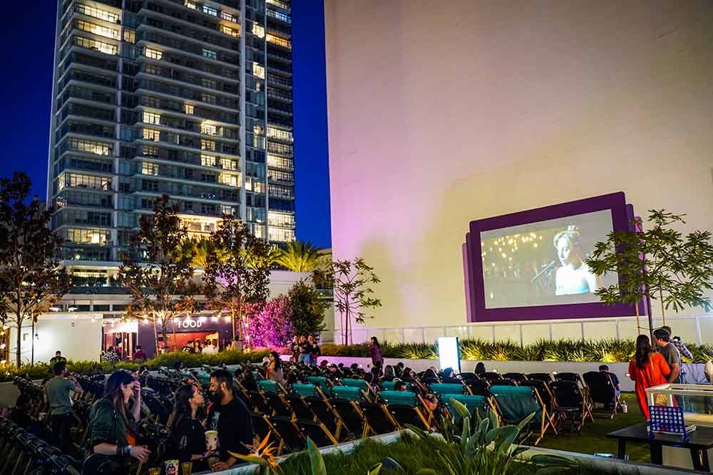 Date Night Idea: Rooftop Cinema Club DTLA Review - including 20% OFF voucher code for all venues in the U.S.