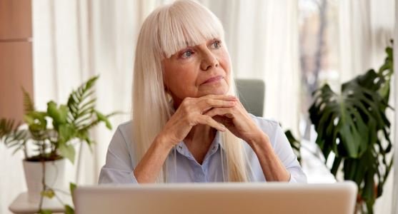 Should I Wait for Mortgage Rates To Come Down Before I Move?