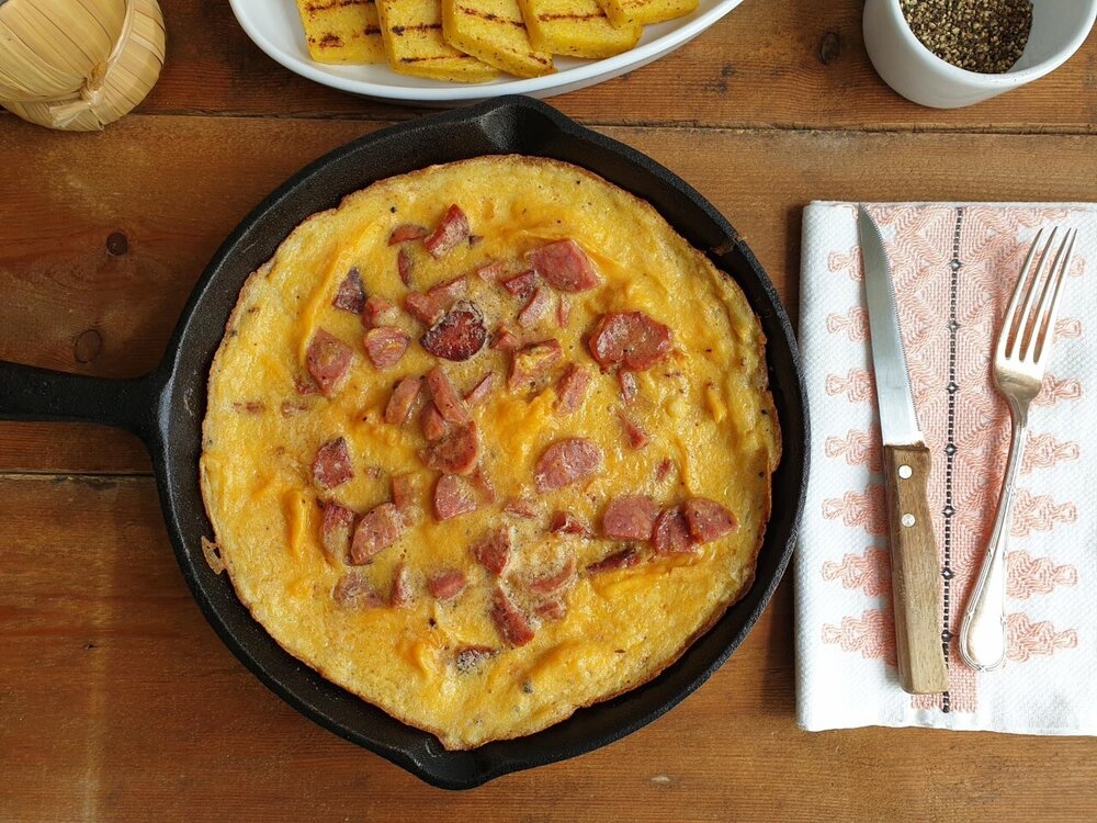 Frittata with dry sausage (salami)