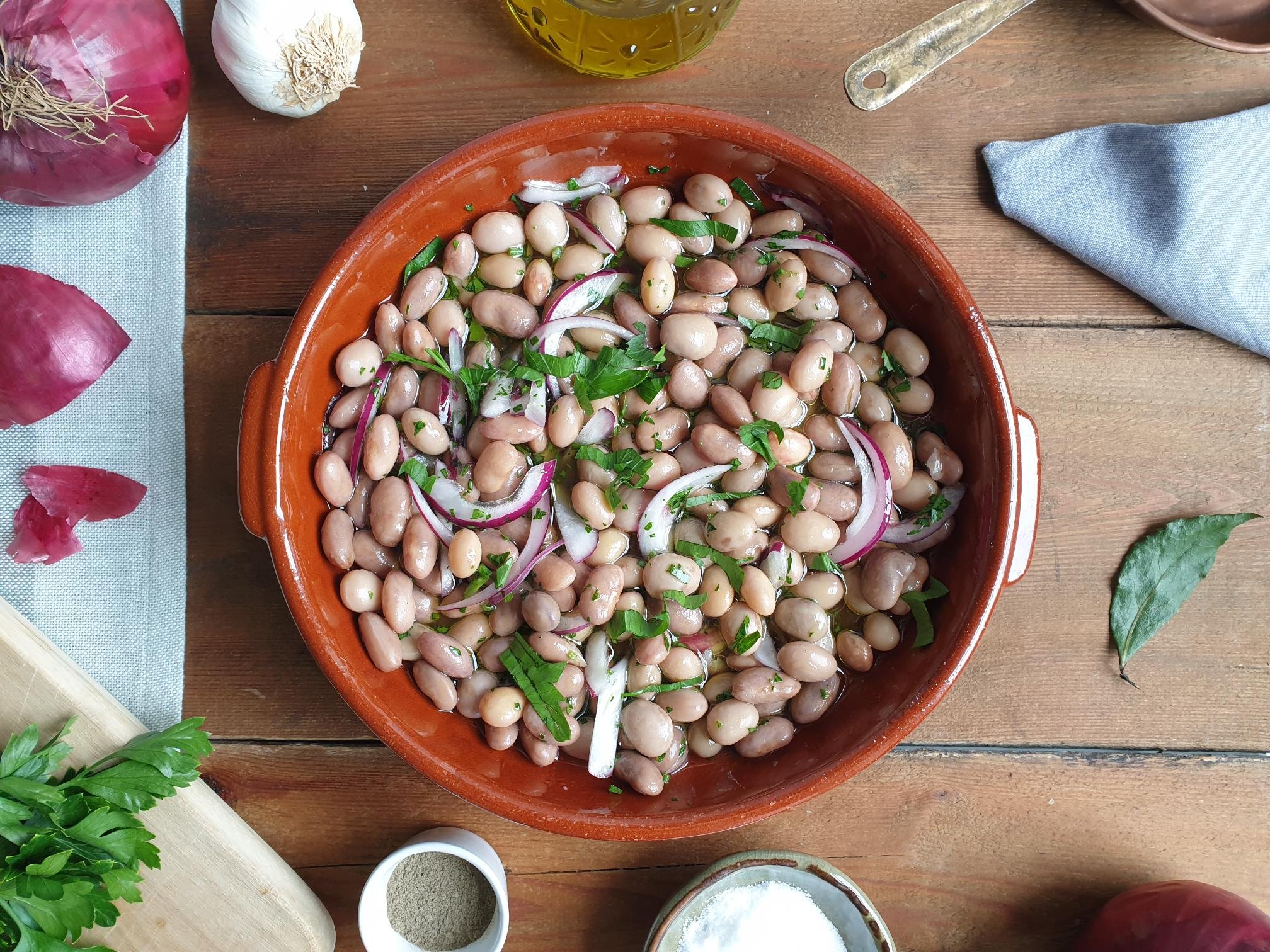 Borlotti beans salad