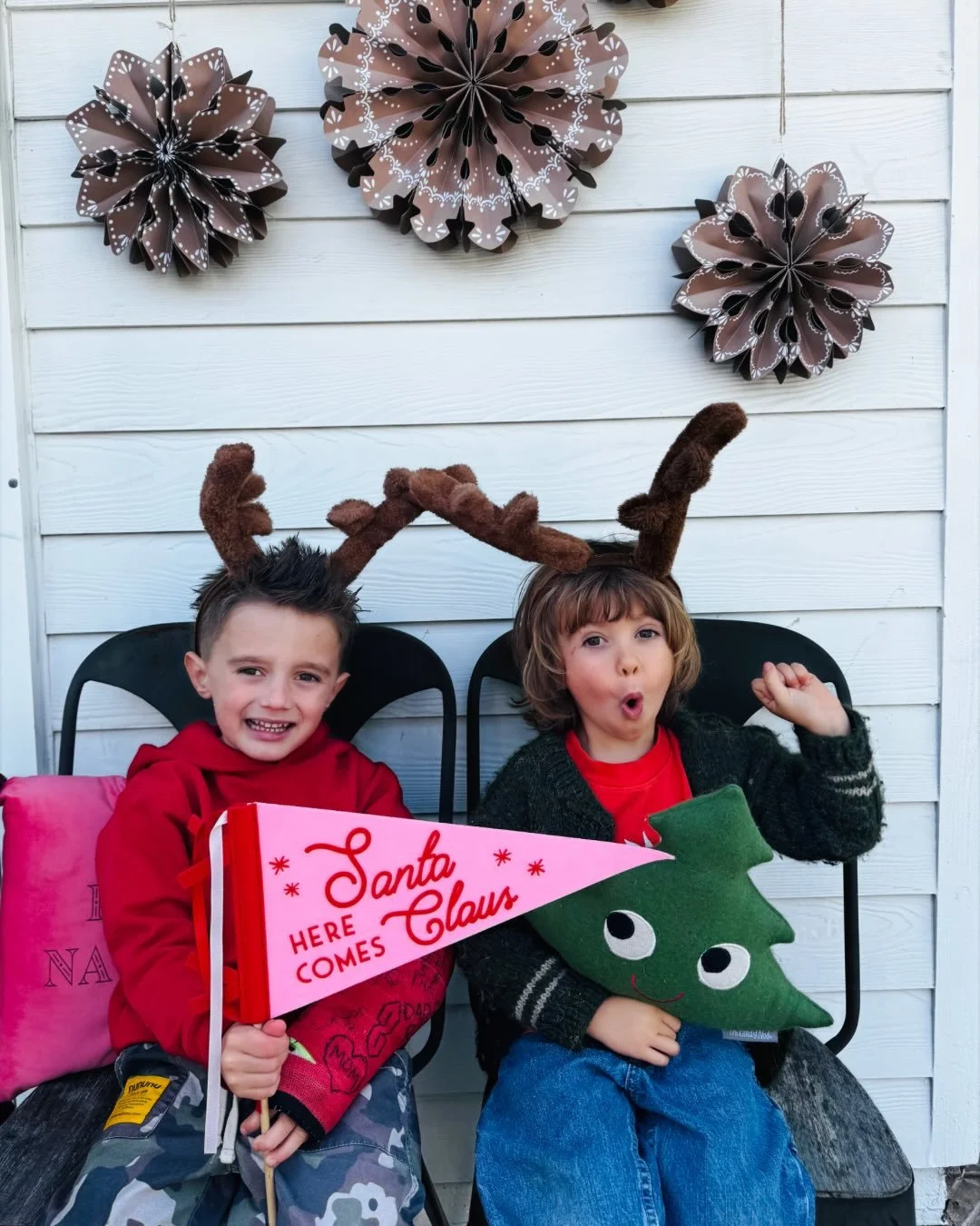 Hi mamas, 

Ho Ho Holidays! ❤️🎄🏡🎅

Here in The Little Red Schoolhouse we&rsquo;ve been busy little elves having lots of fun in learning with our Gingerbread Land theme! 

Join us for spring semester pre-k-8th grade for lessons that last a lifetime