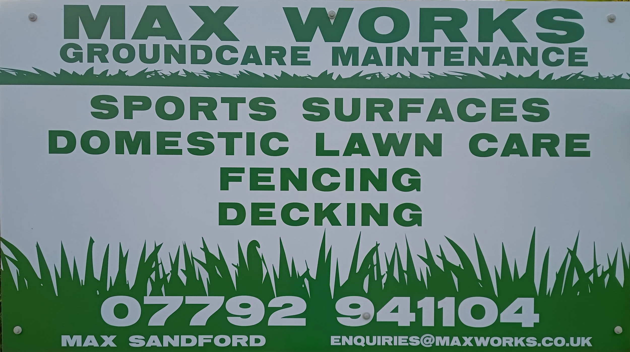 Maxwork advertising board 002.jpg